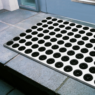 Afficher le produit feed-back I door mat du fabricant Radius Design