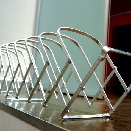 Produkt collator zeitschriftenhalter des Herstellers Radius Design anzeigen