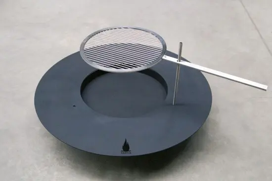 Radius Design - fireplate