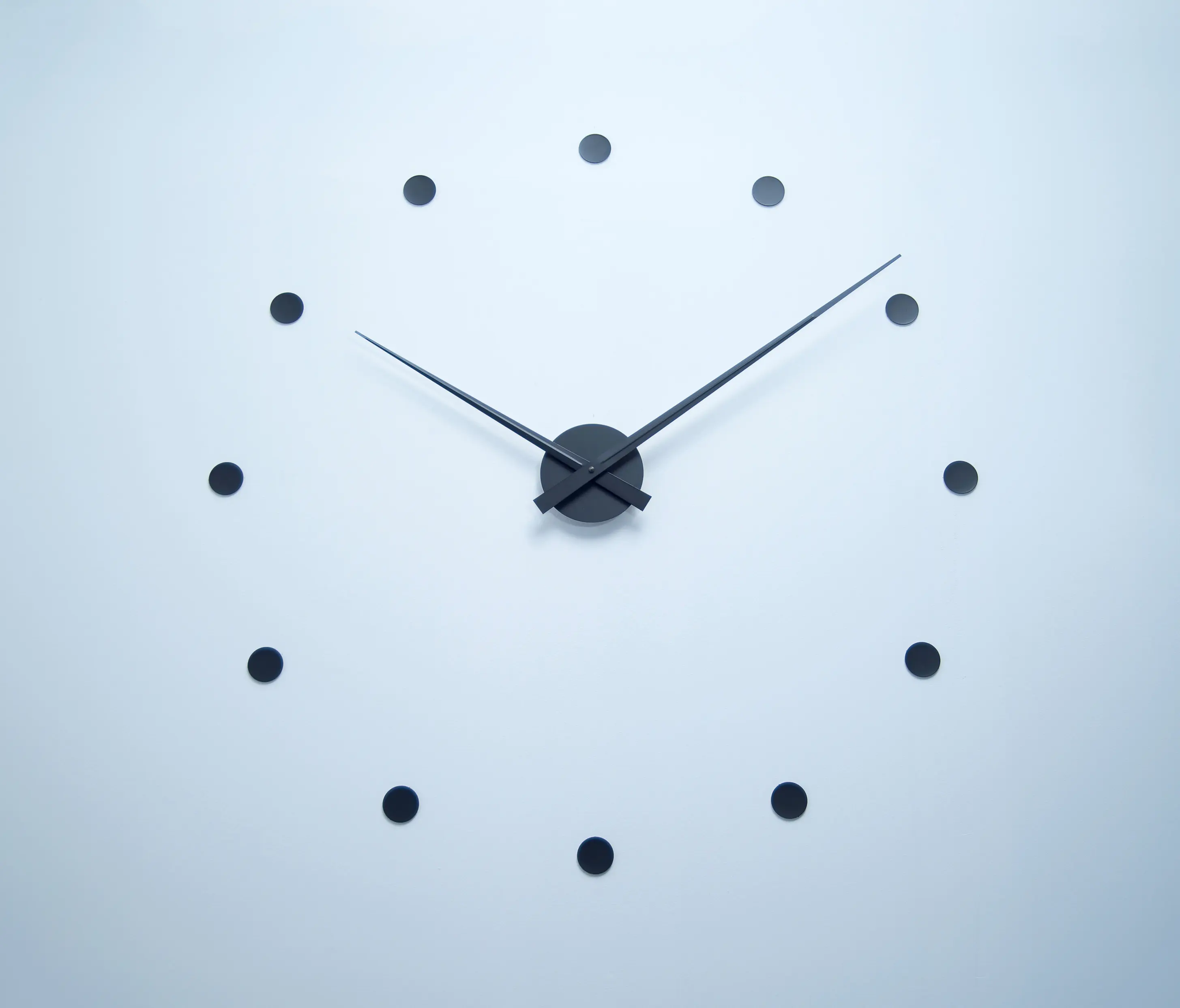 Radius Design - wall clock black
