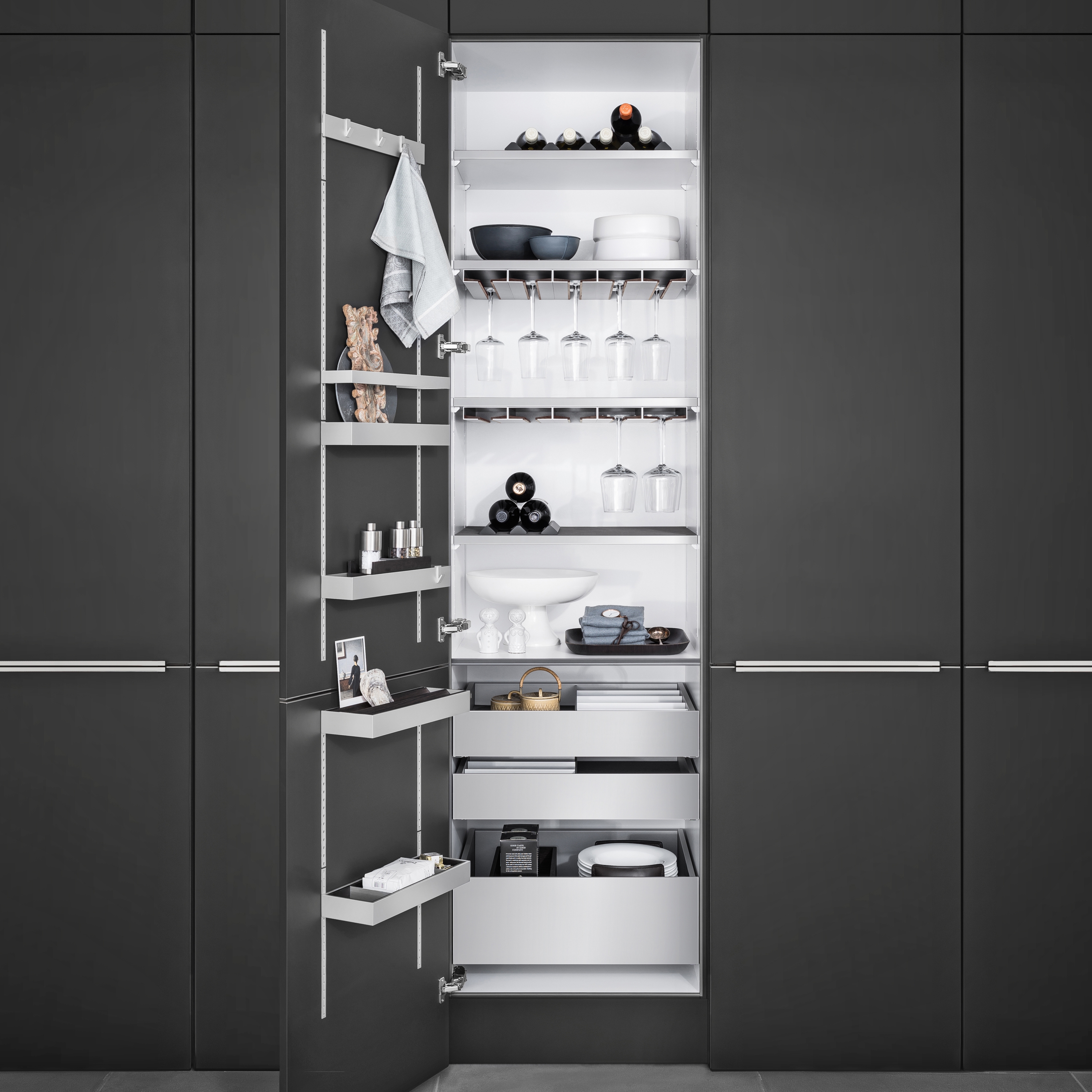 Afficher le produit Interior | MultiMatic Aluminium du fabricant SieMatic