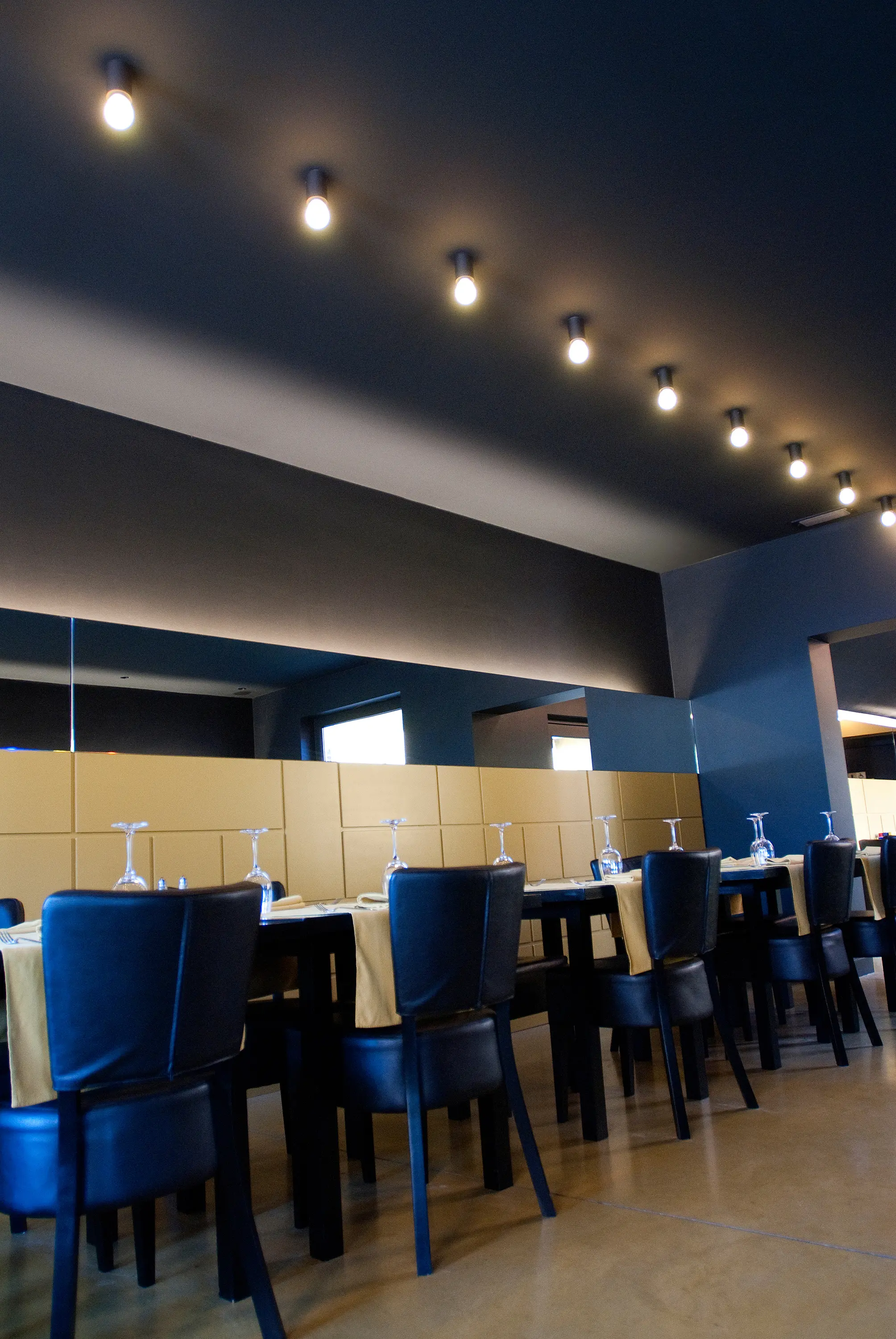 tossB - rozetta ceiling