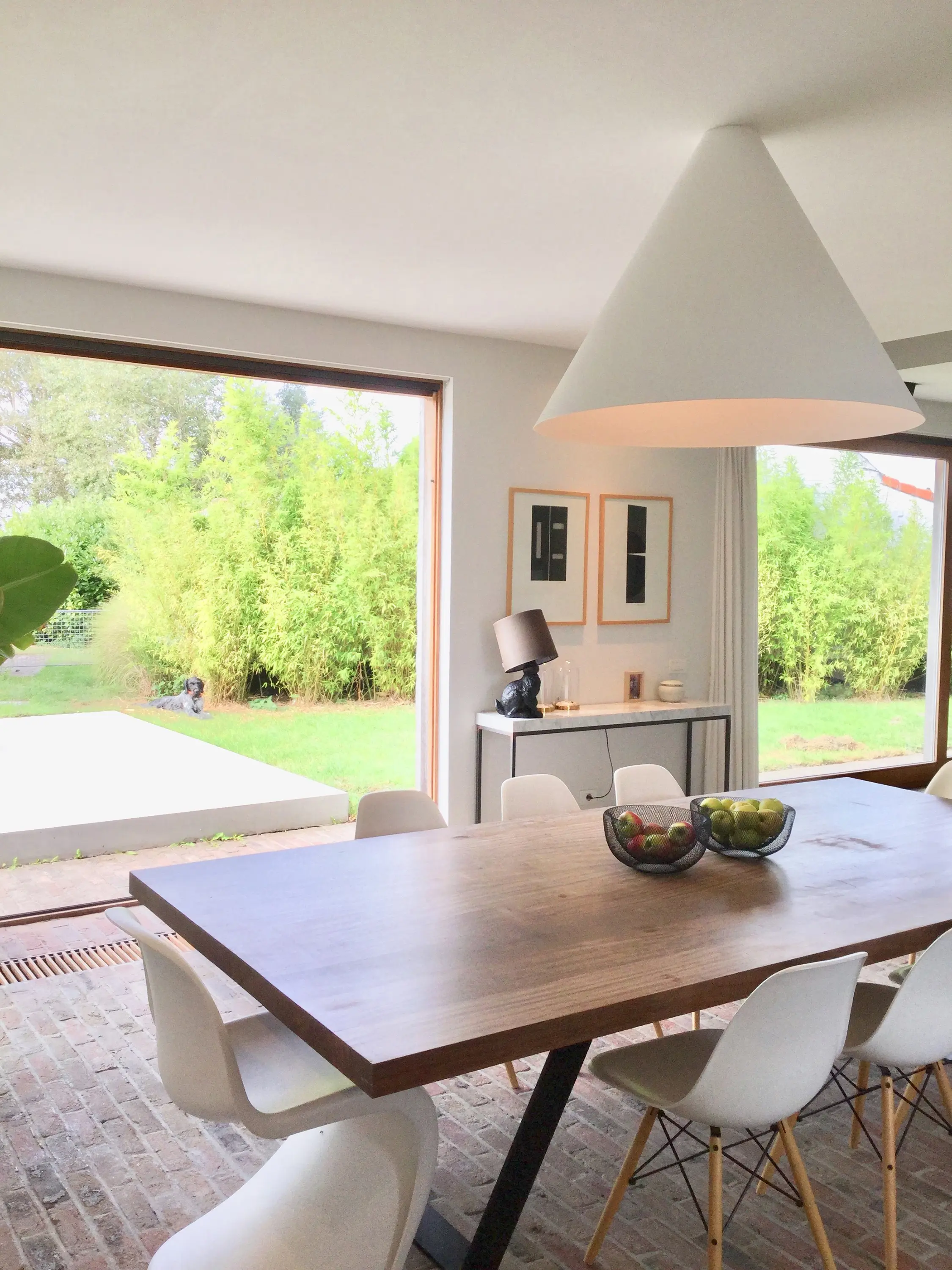 tossB - cone ceiling