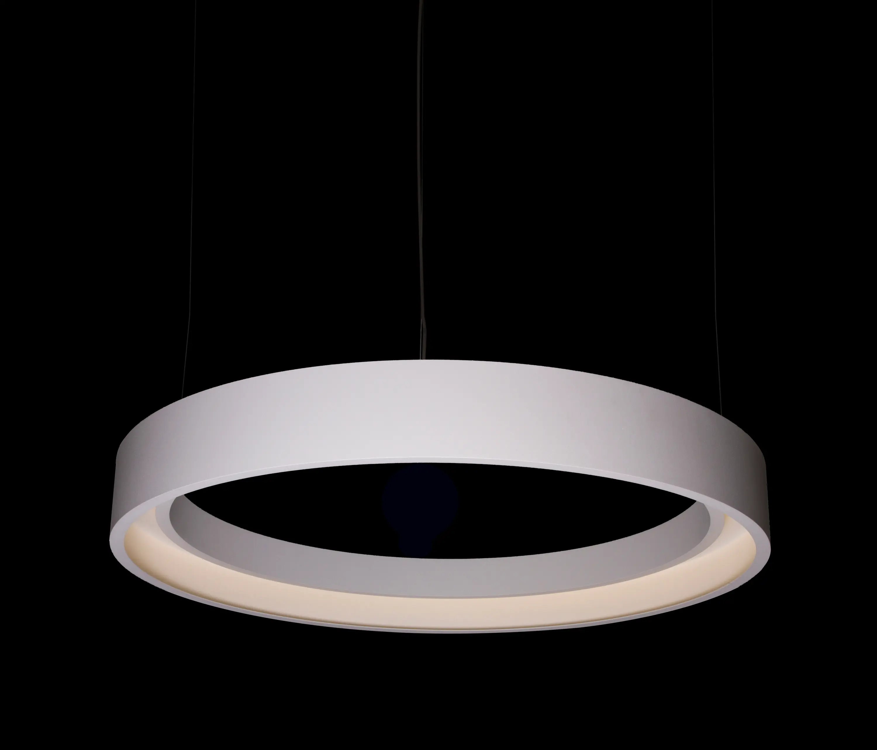 tossB - hoop 950 hanging