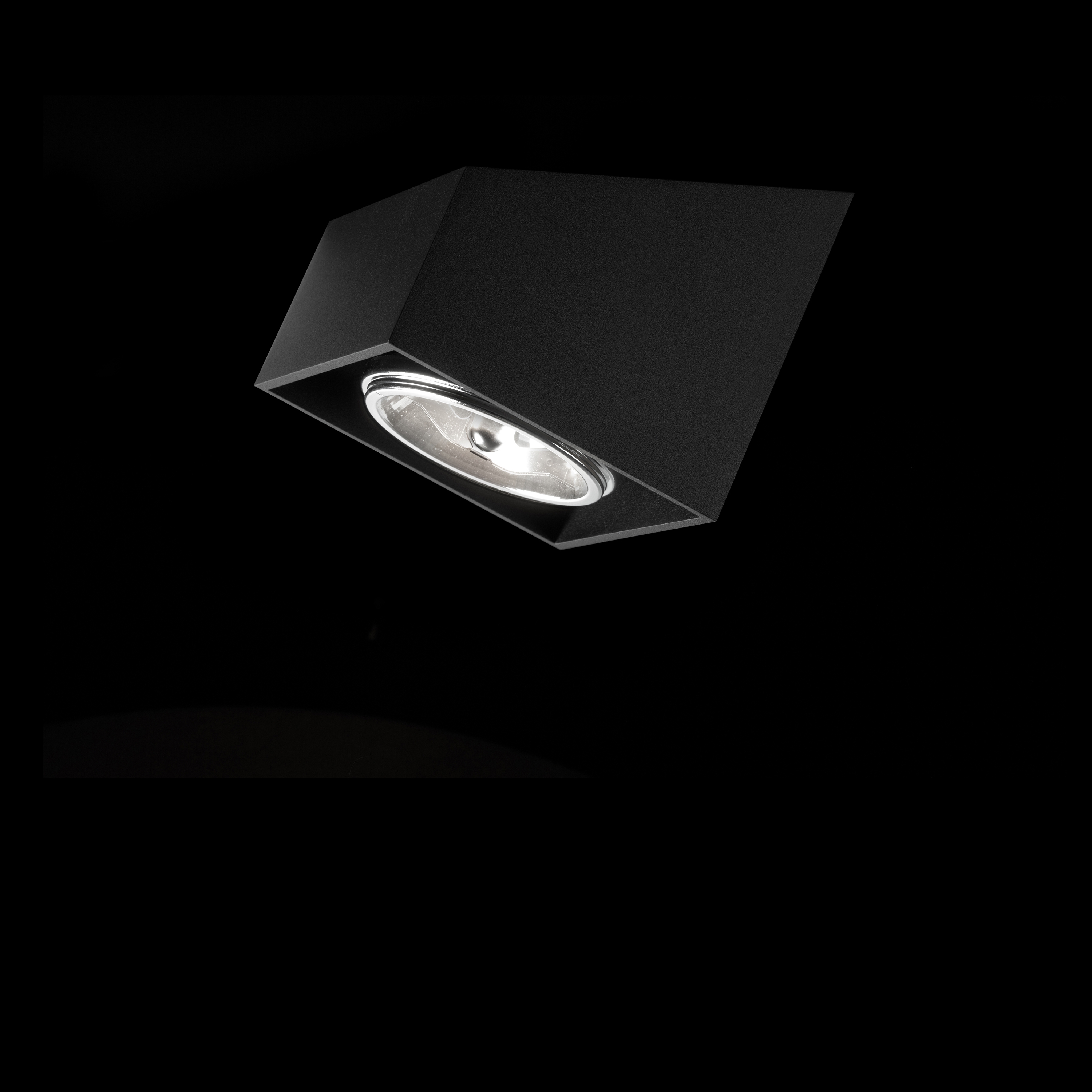 Vertoon produk 25° ceiling van vervaardiger tossB