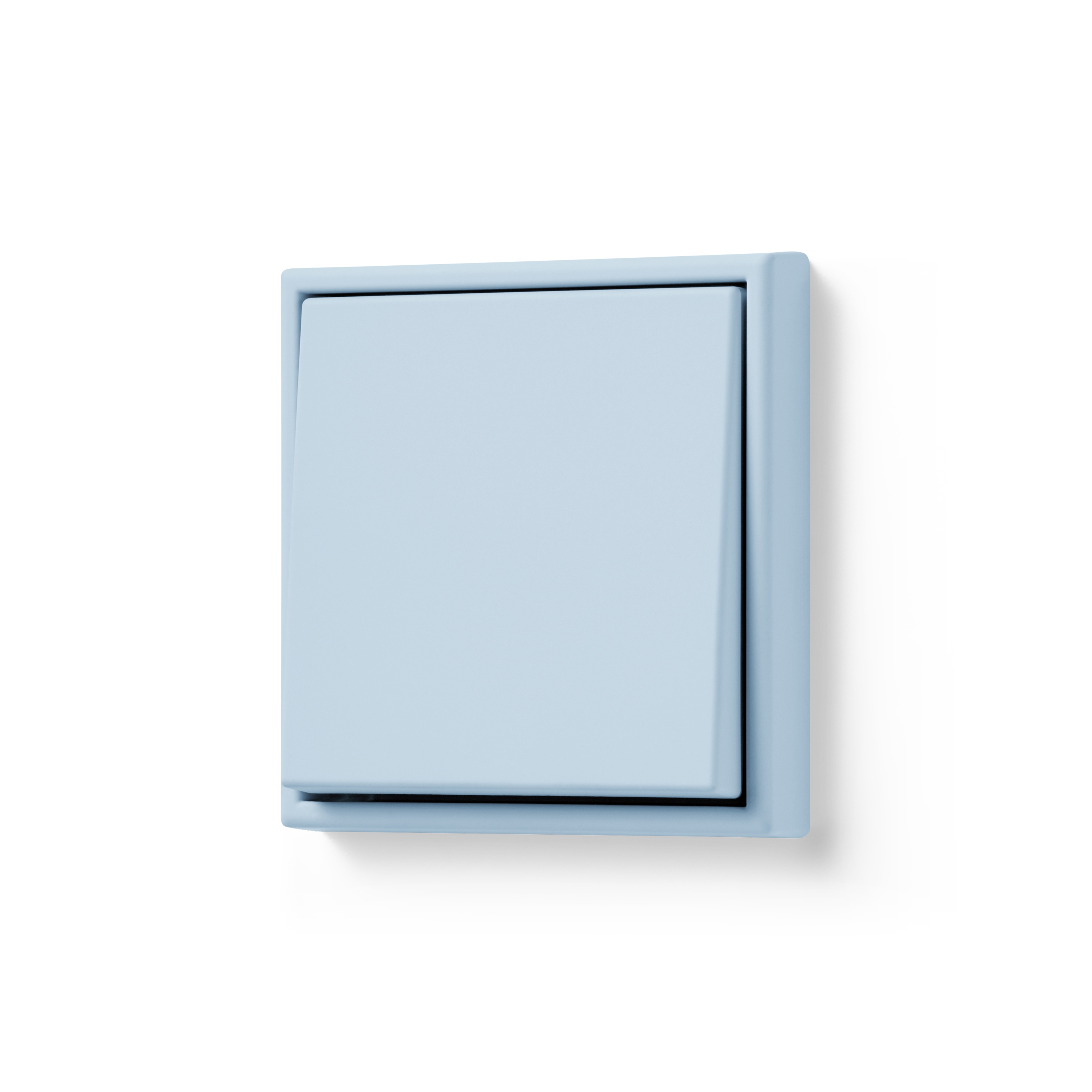LS 990 in Les Couleurs® Le Corbusier | Switch in The brightened ultramarine