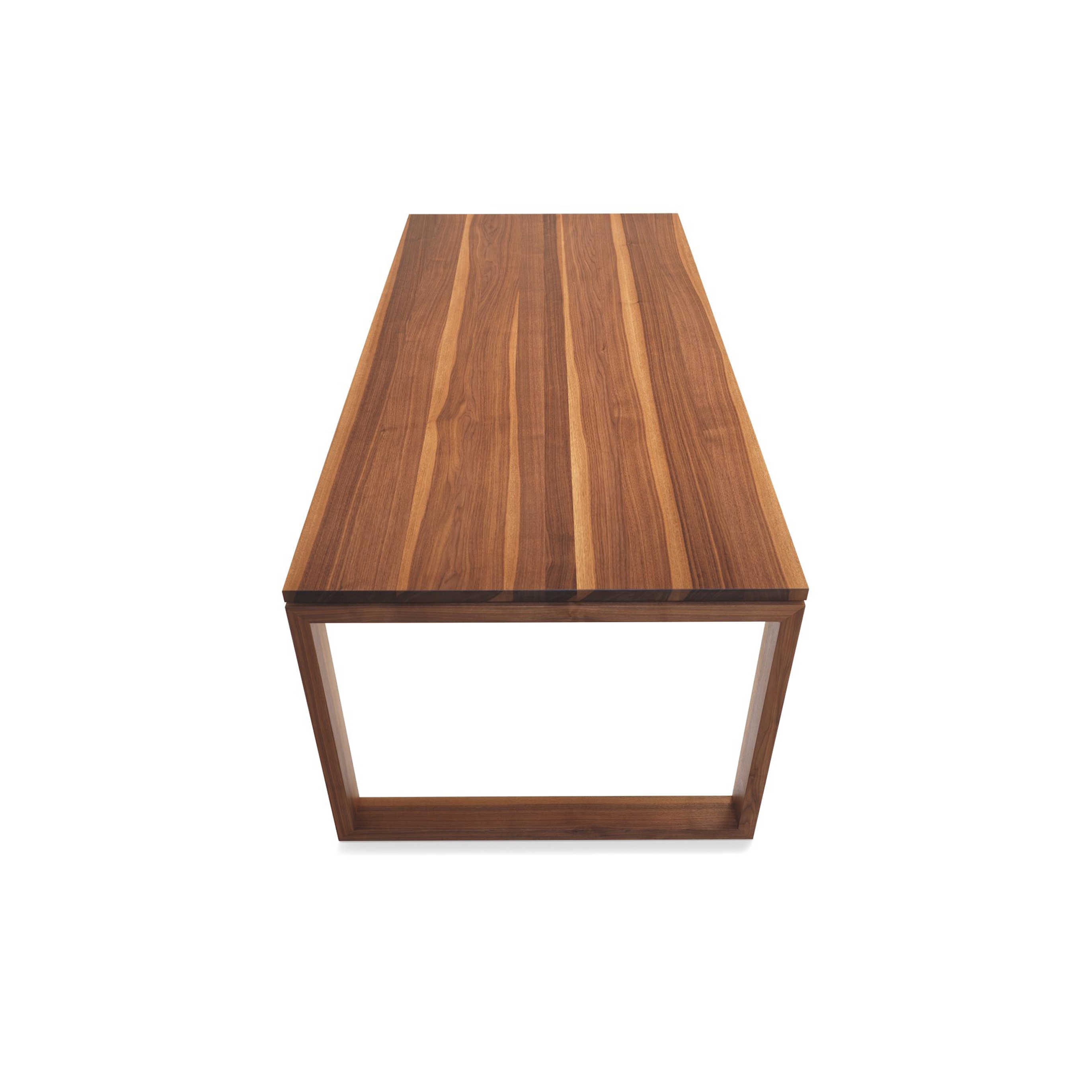 Display product ANDRA Extendable solid wood table from manufacturer Girsberger