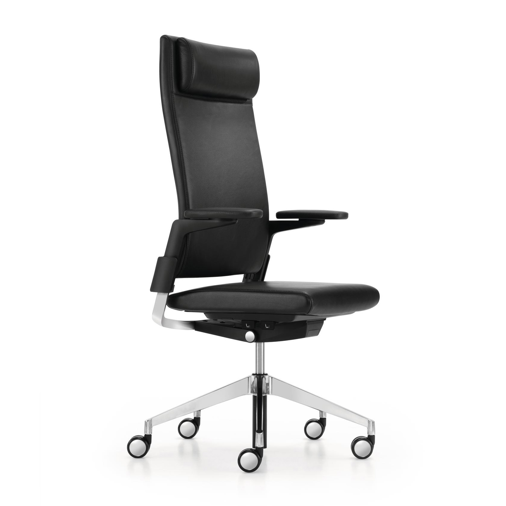 Display product CAMIRO swivel chair from manufacturer Girsberger