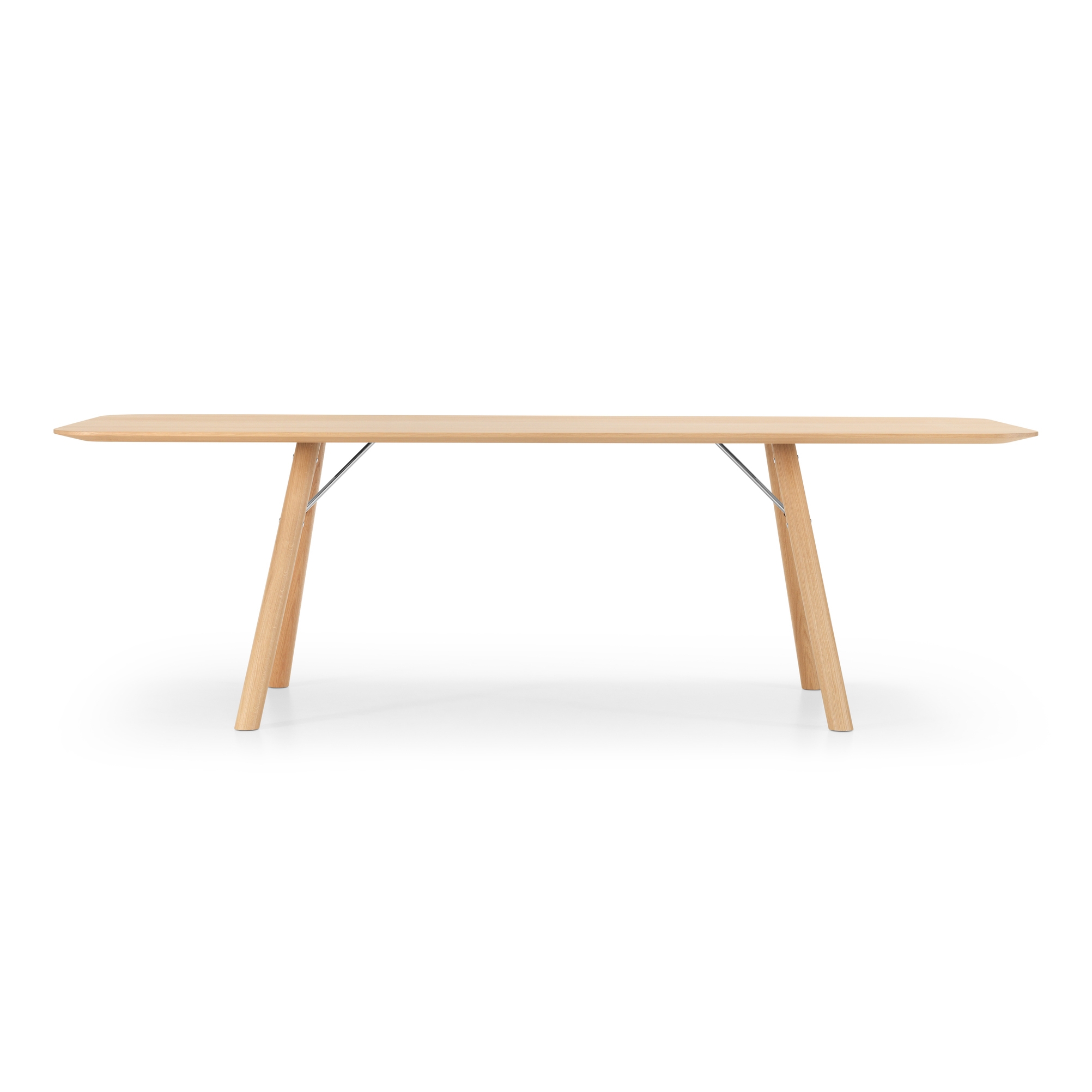 Display product AKIO from manufacturer Girsberger
