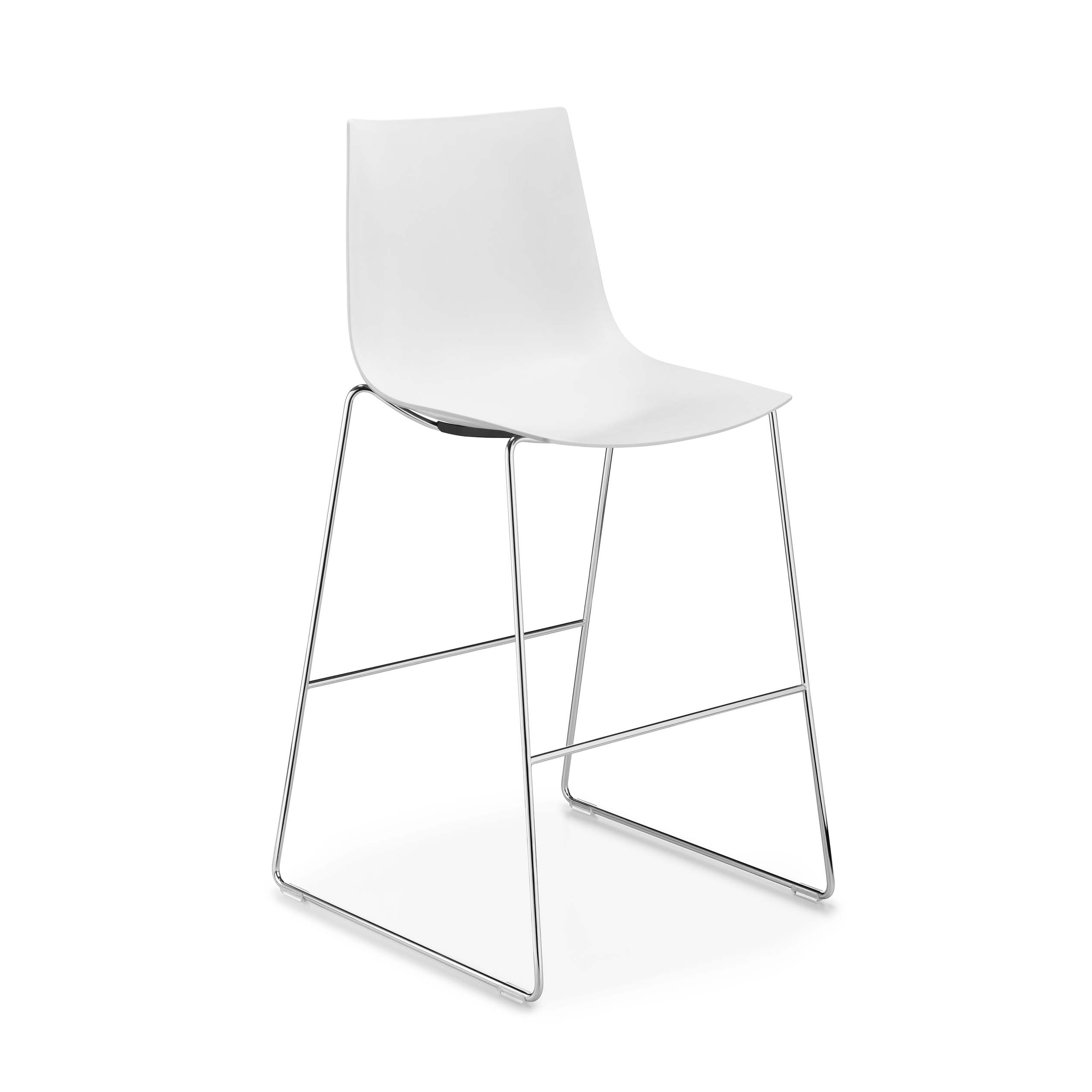 Display product NAVA from manufacturer Girsberger