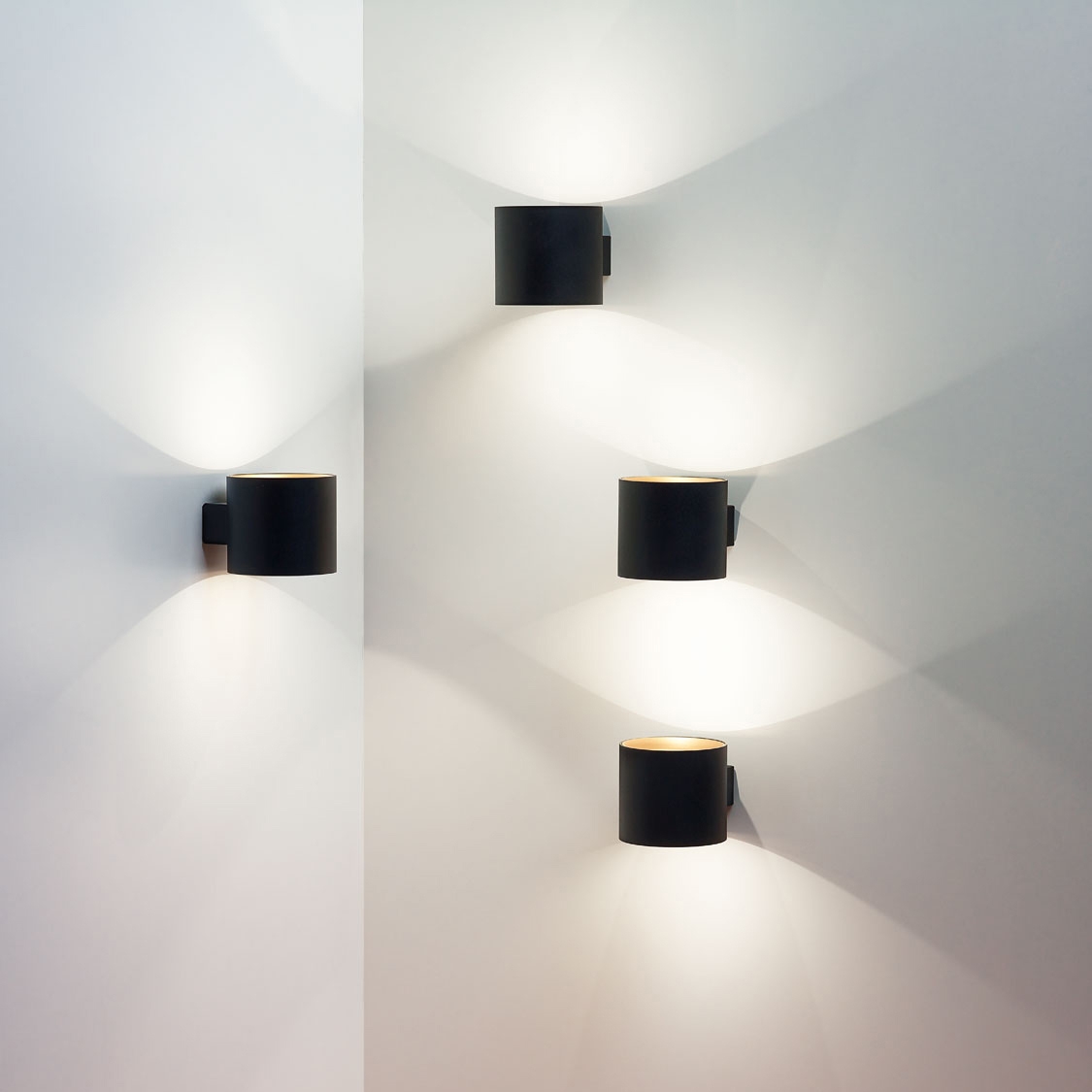 WALL SURFACE MOUNTED