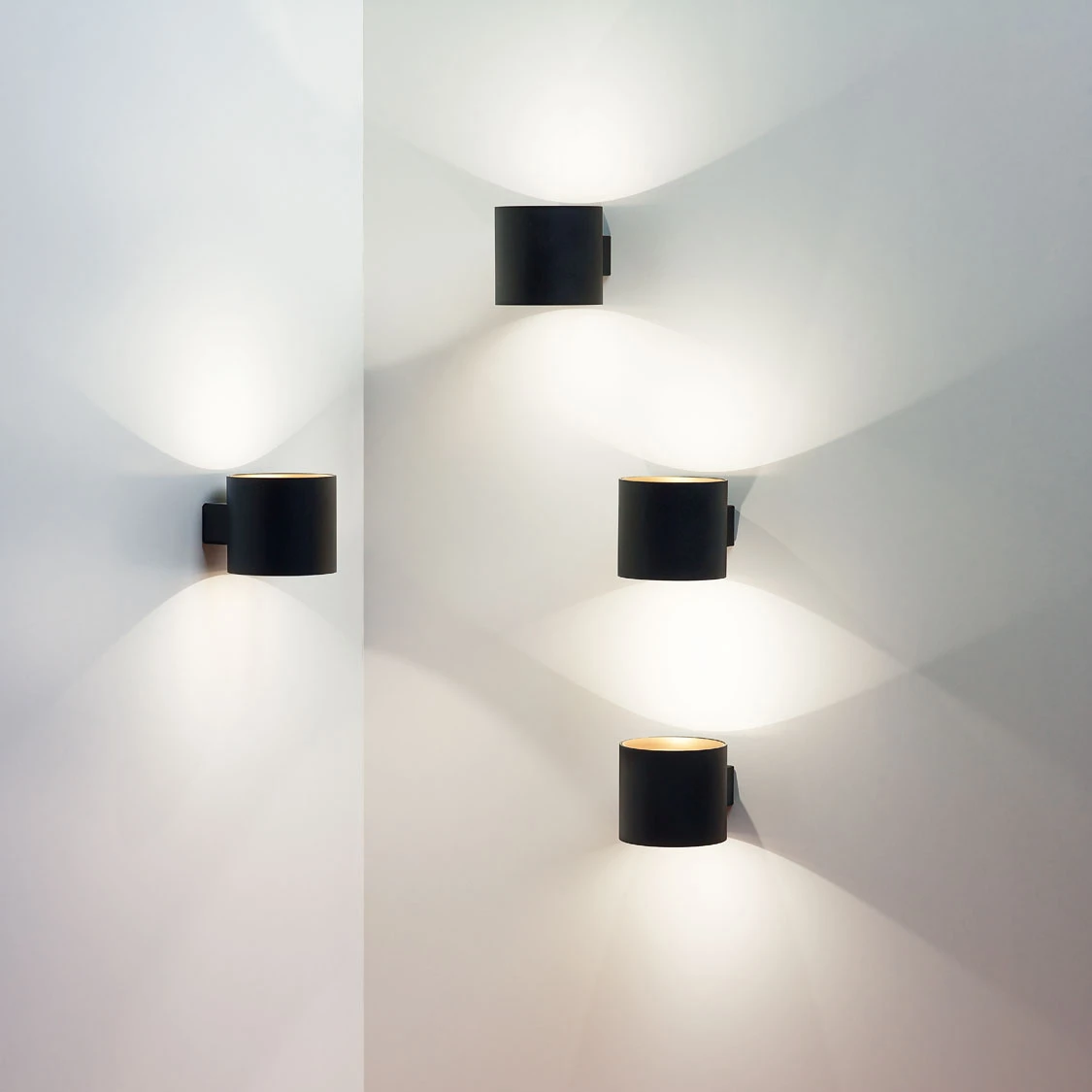 WALL SURFACE MOUNTED