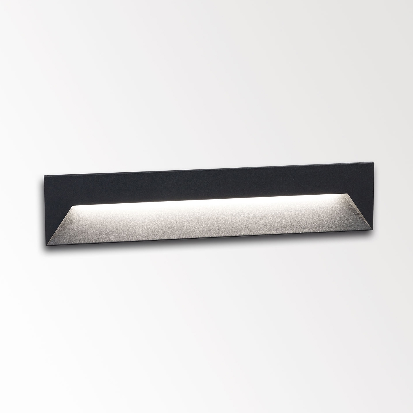 Display product Logic W L from manufacturer Deltalight