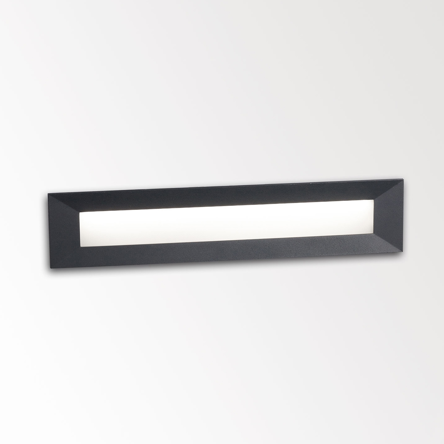 Display product Logic W L from manufacturer Deltalight