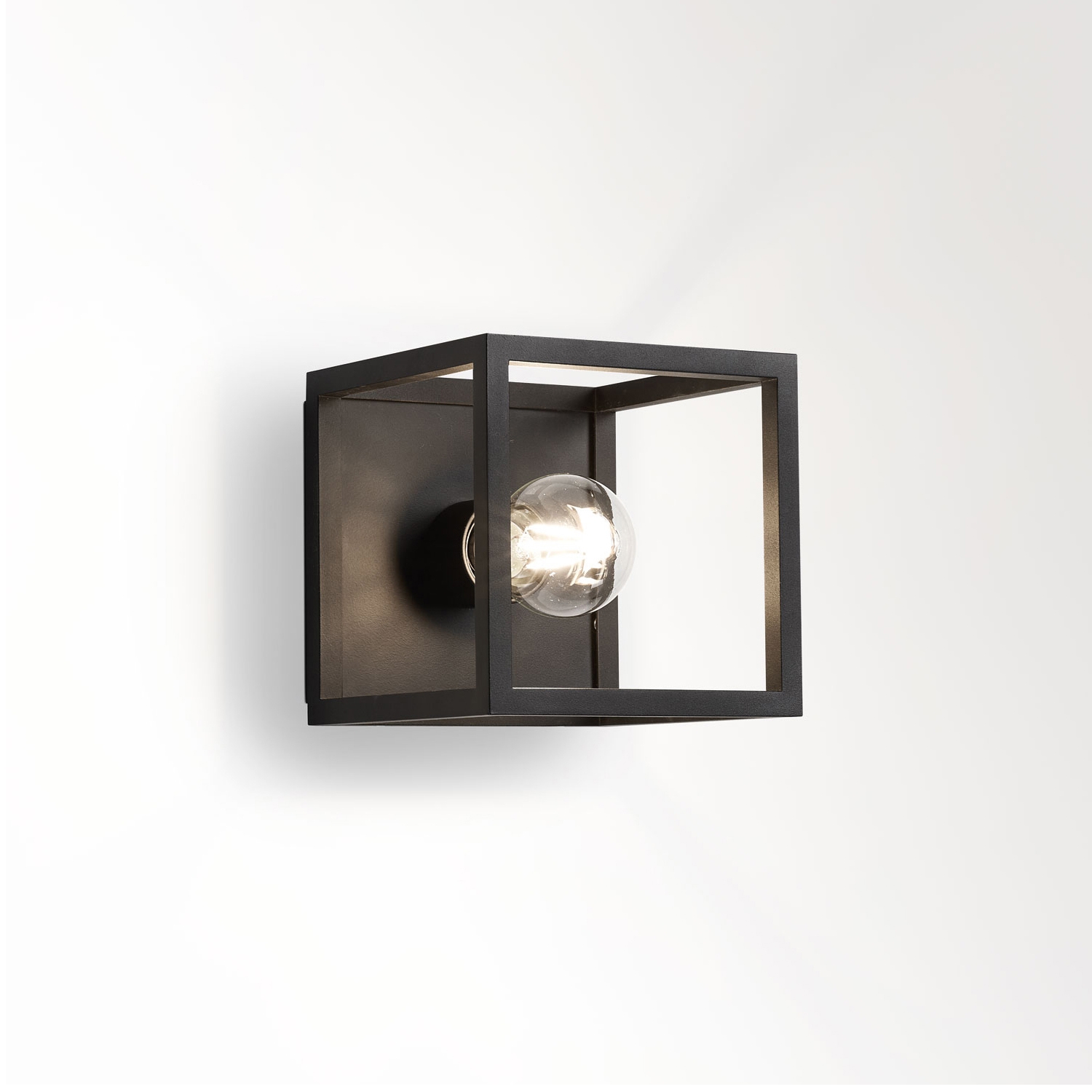 Display product Montur S O E27 from manufacturer Deltalight