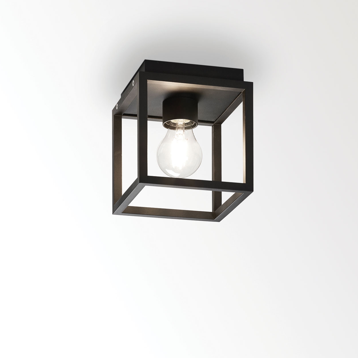 Display product Montur S O E27 from manufacturer Deltalight