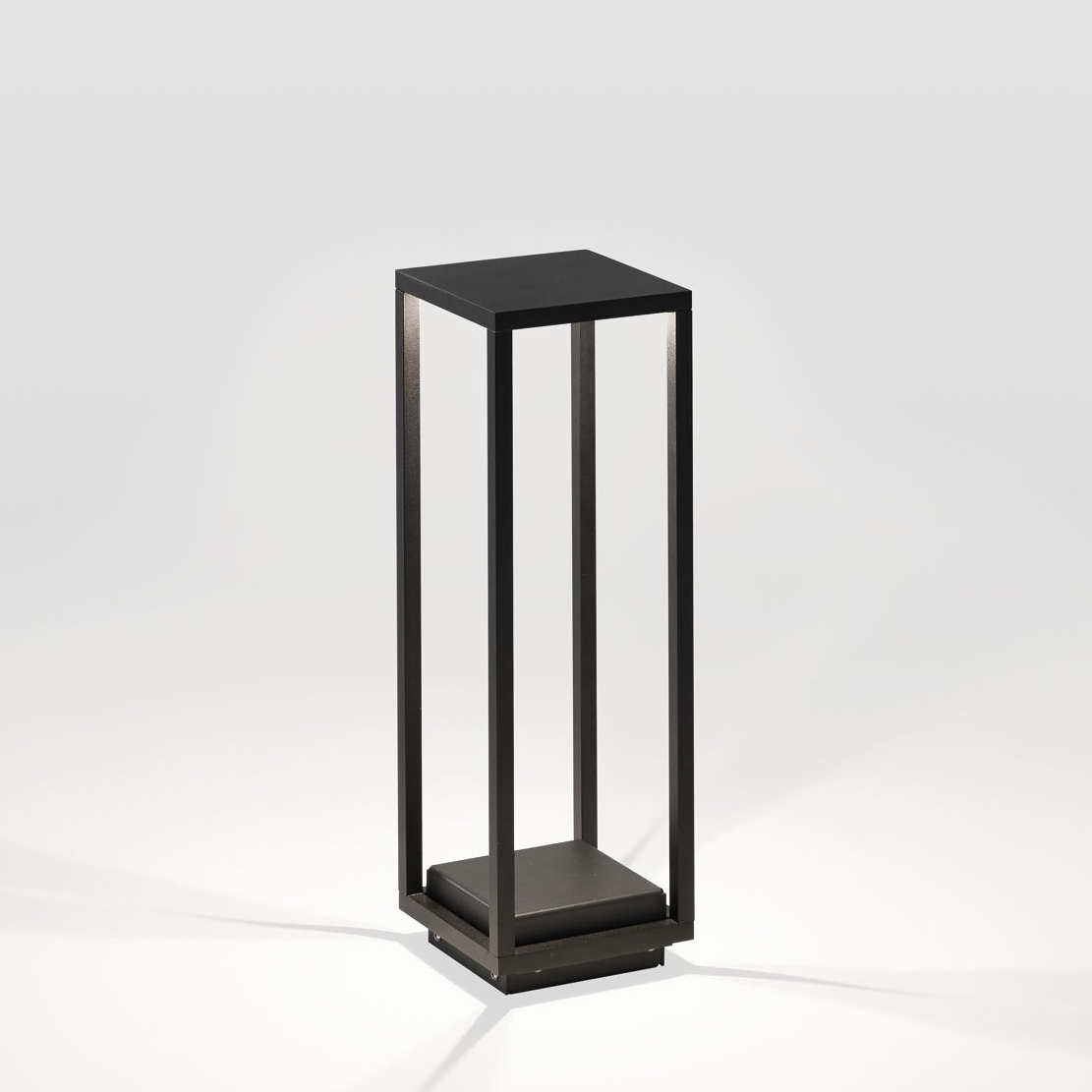 Display product Montur L P 45 Led B from manufacturer Deltalight