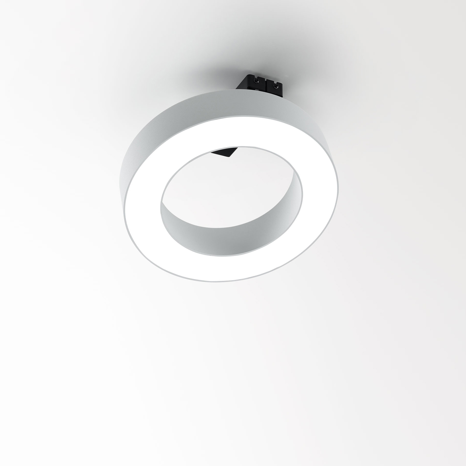 Display product Super-Oh! Xs Pivot | Super-Oh! Xs Pivot 25 Dim8 from manufacturer Deltalight