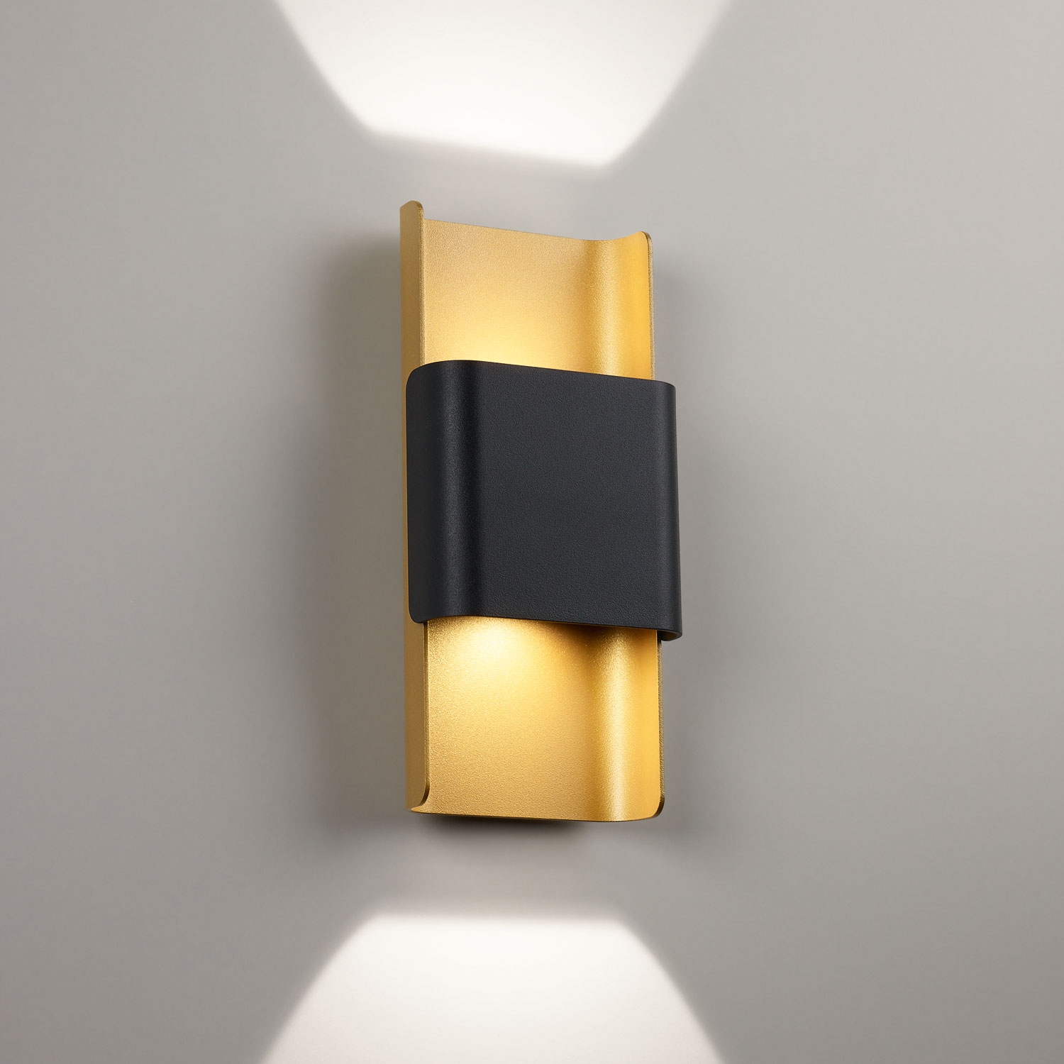 Mostra il prodotto Want-It L 927 Dim8 del produttore Deltalight
