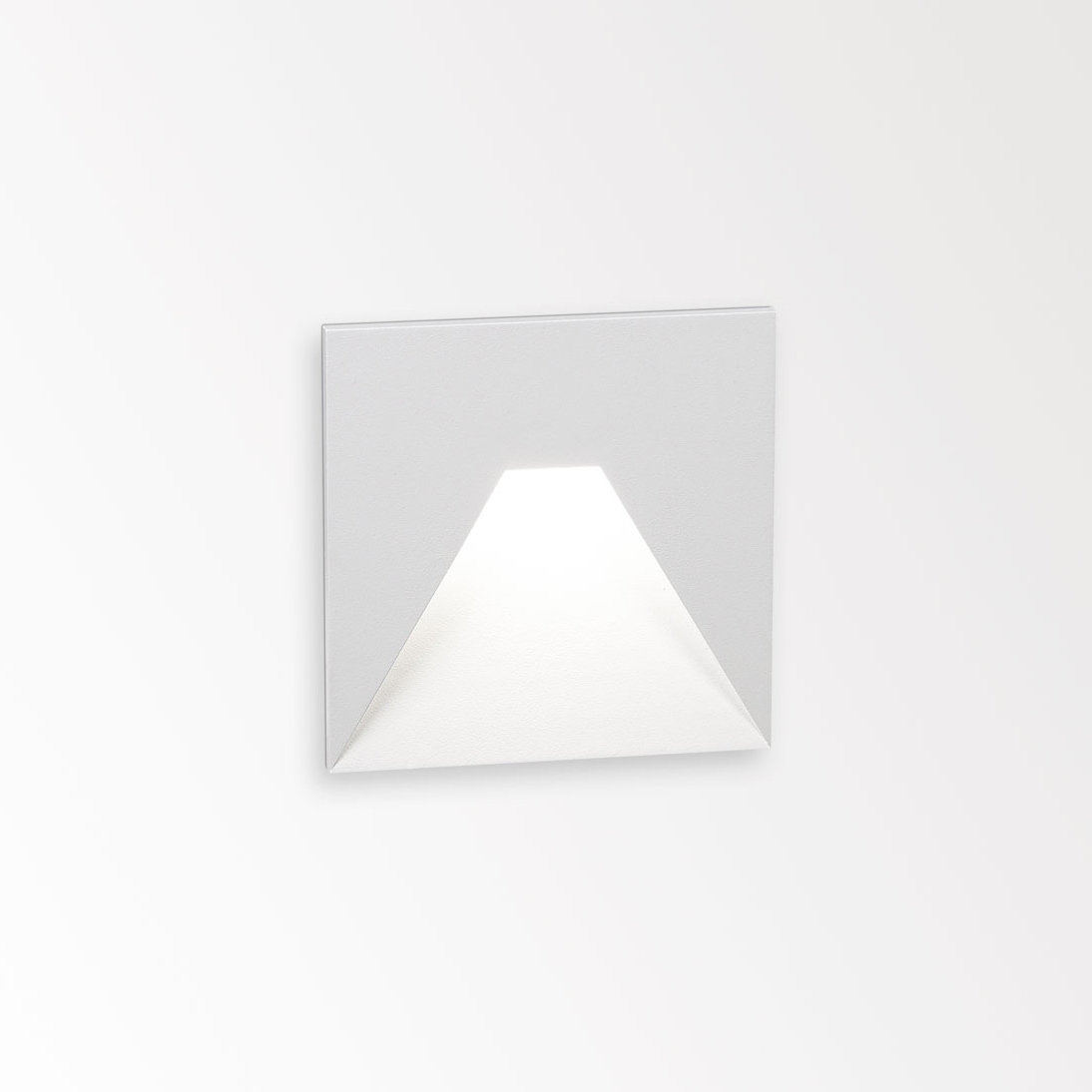 Display product Logic W S 930 A from manufacturer Deltalight