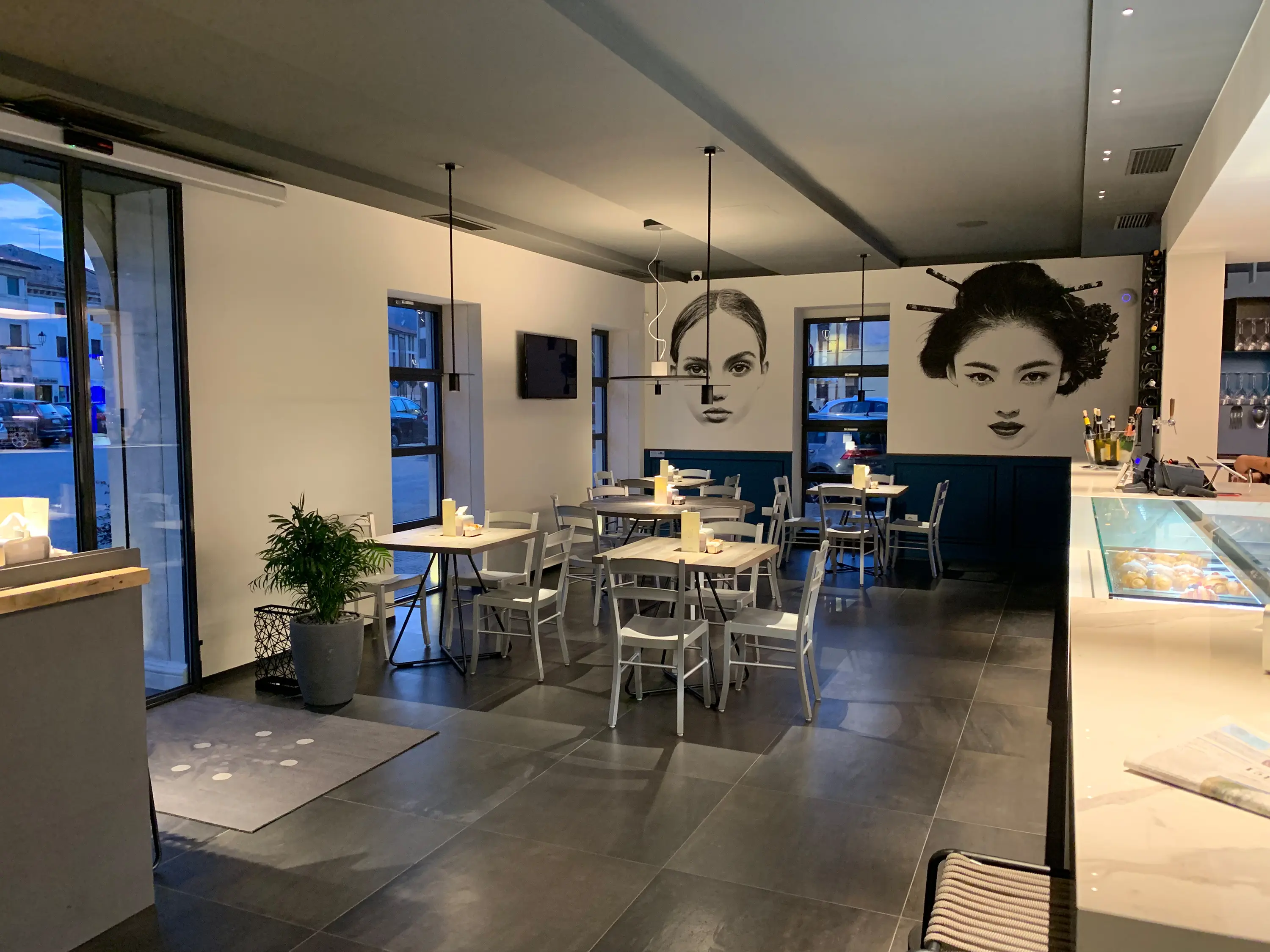 Altek - Levante Occasional Low Table