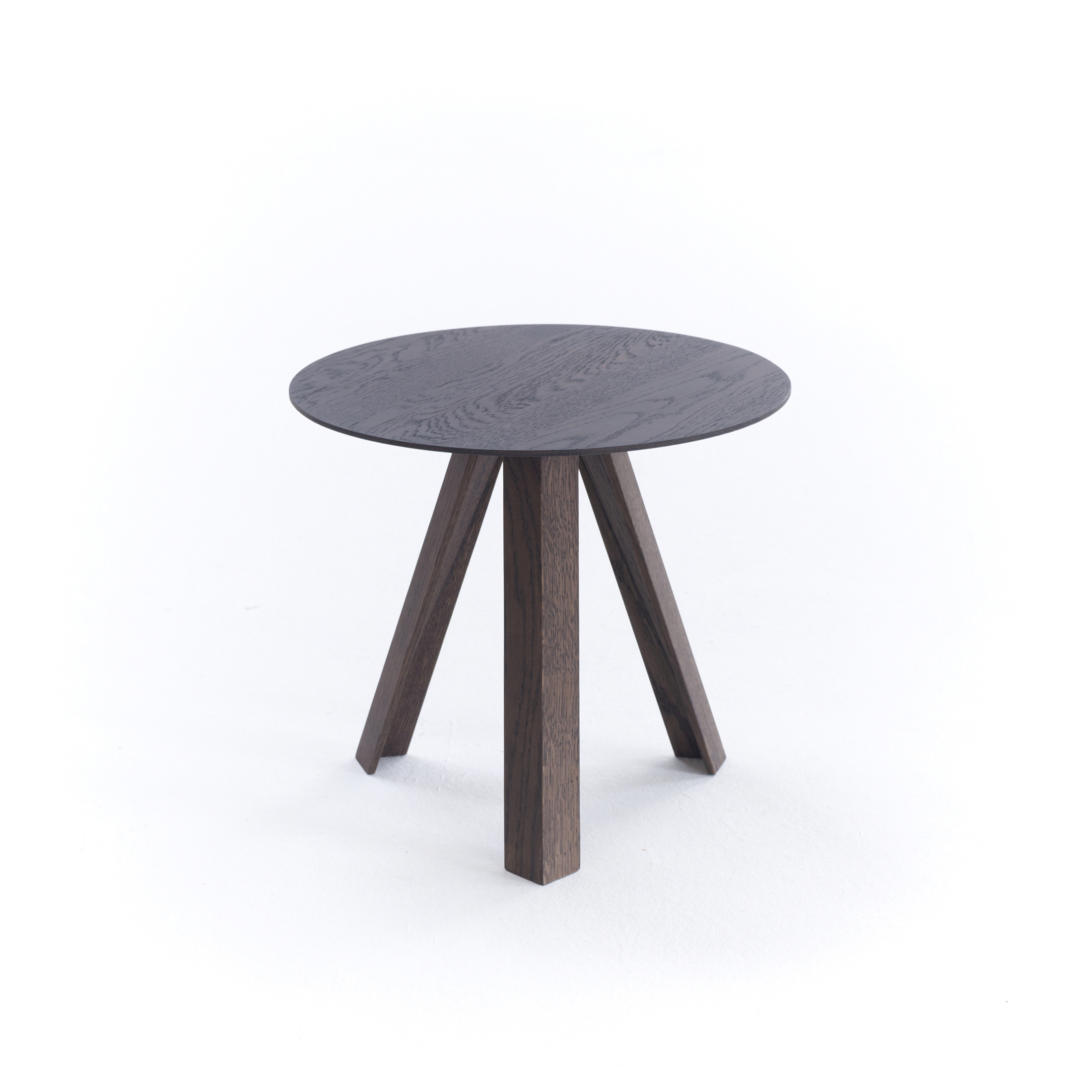 Display product Tre table from manufacturer Arco