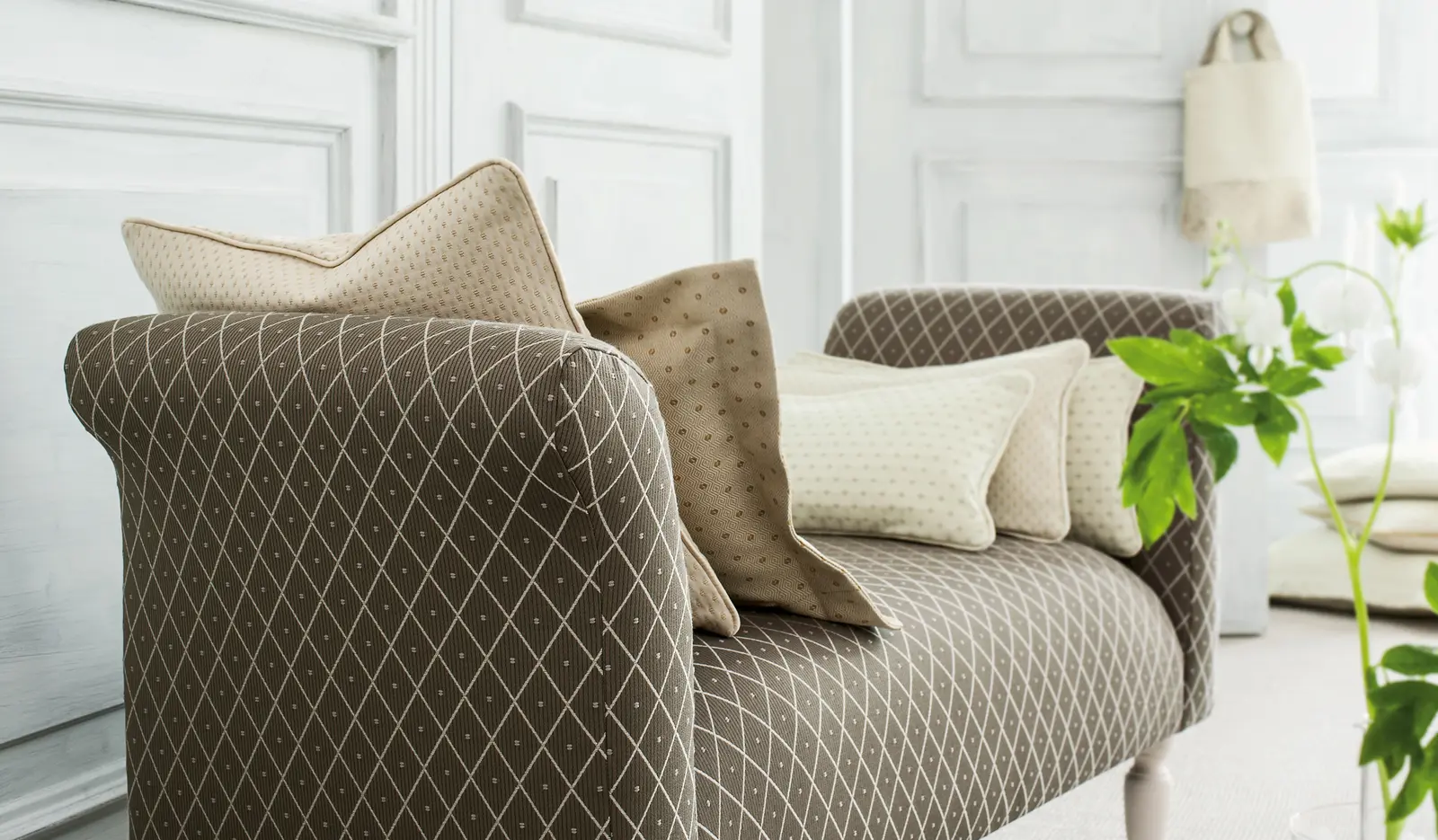 JAB Anstoetz products, collections and more | Architonic
