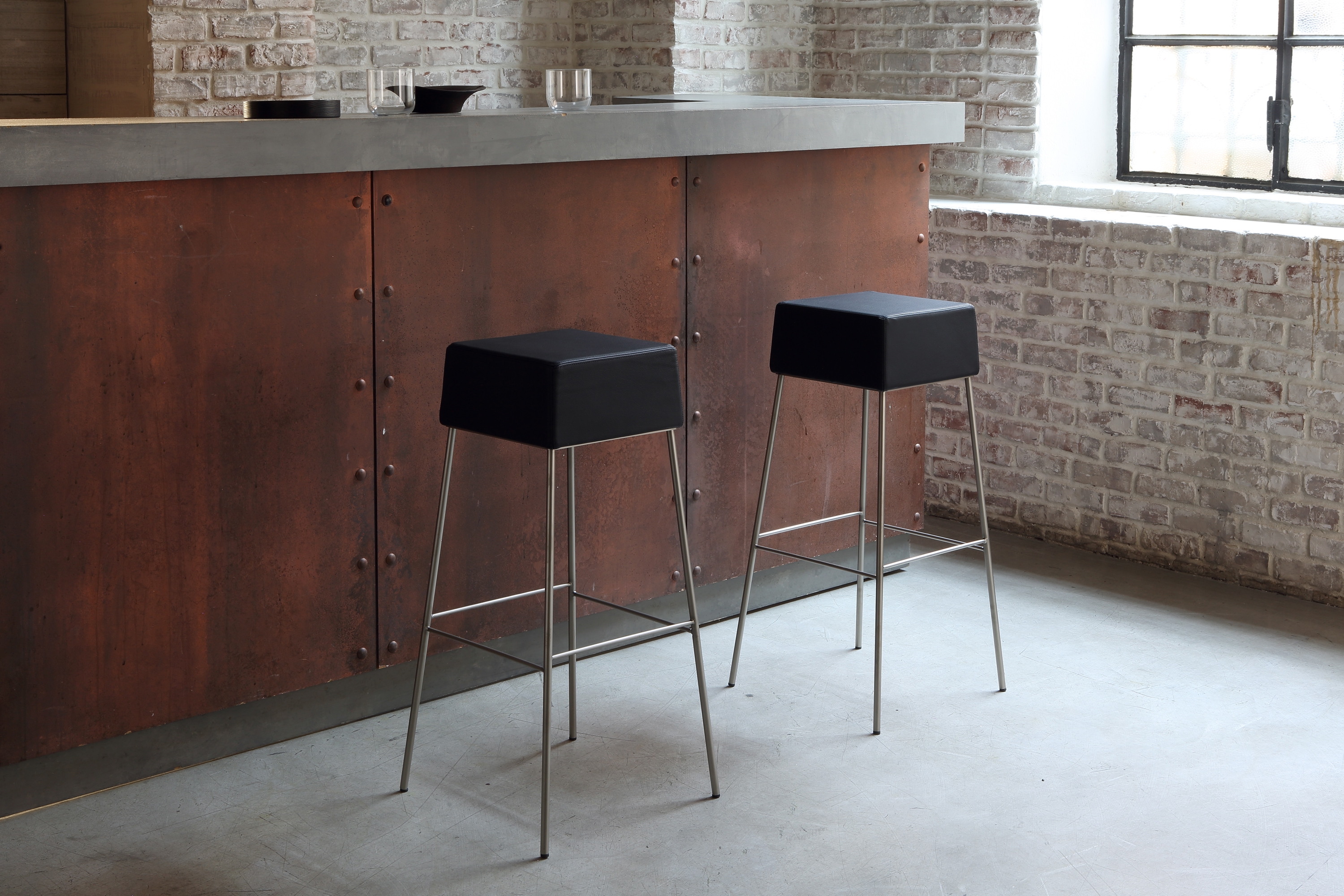 PAUSE BAR CHAIR HIGH - Bar stools from Magnus Olesen | Architonic