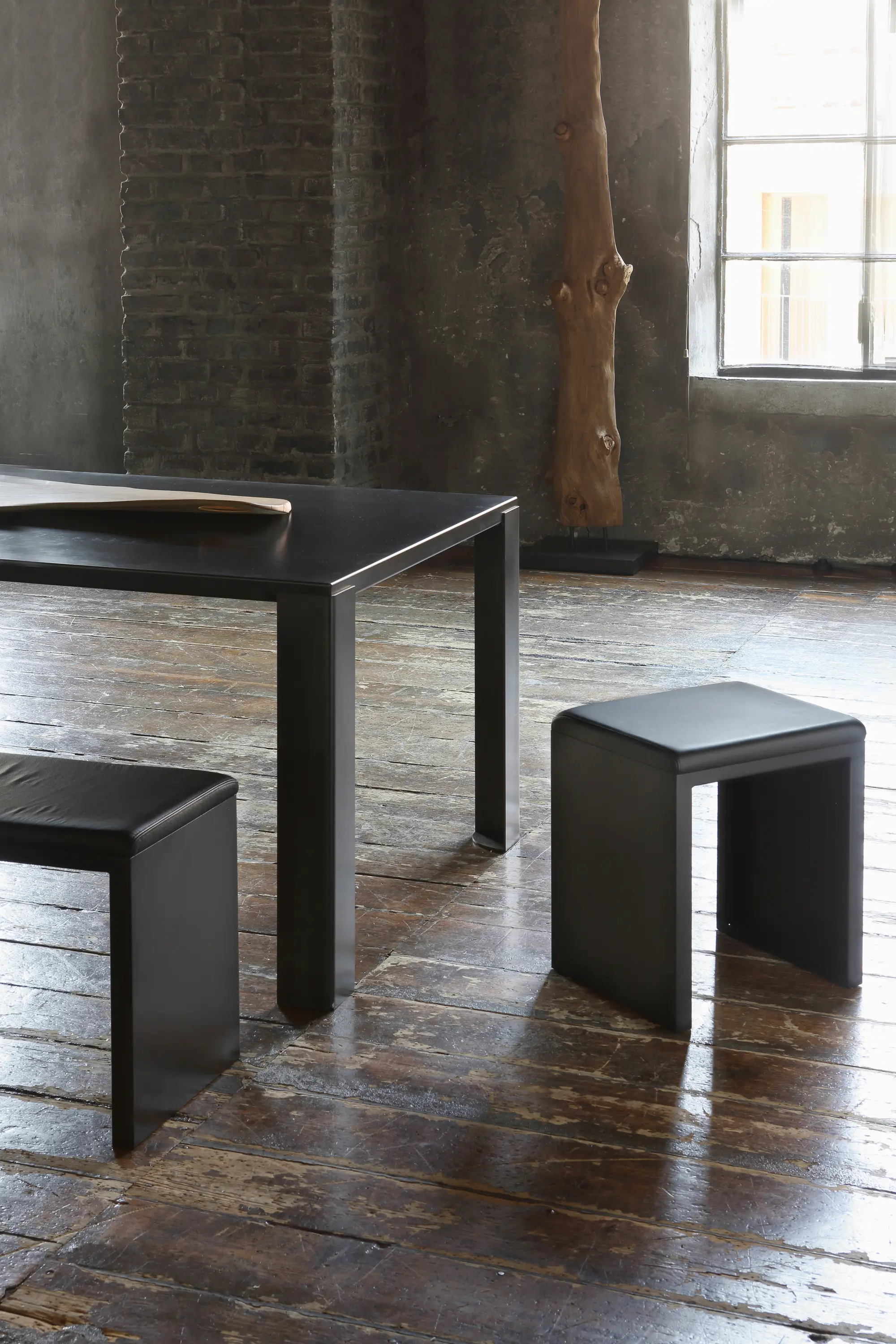 ZEUS - Big Irony Table