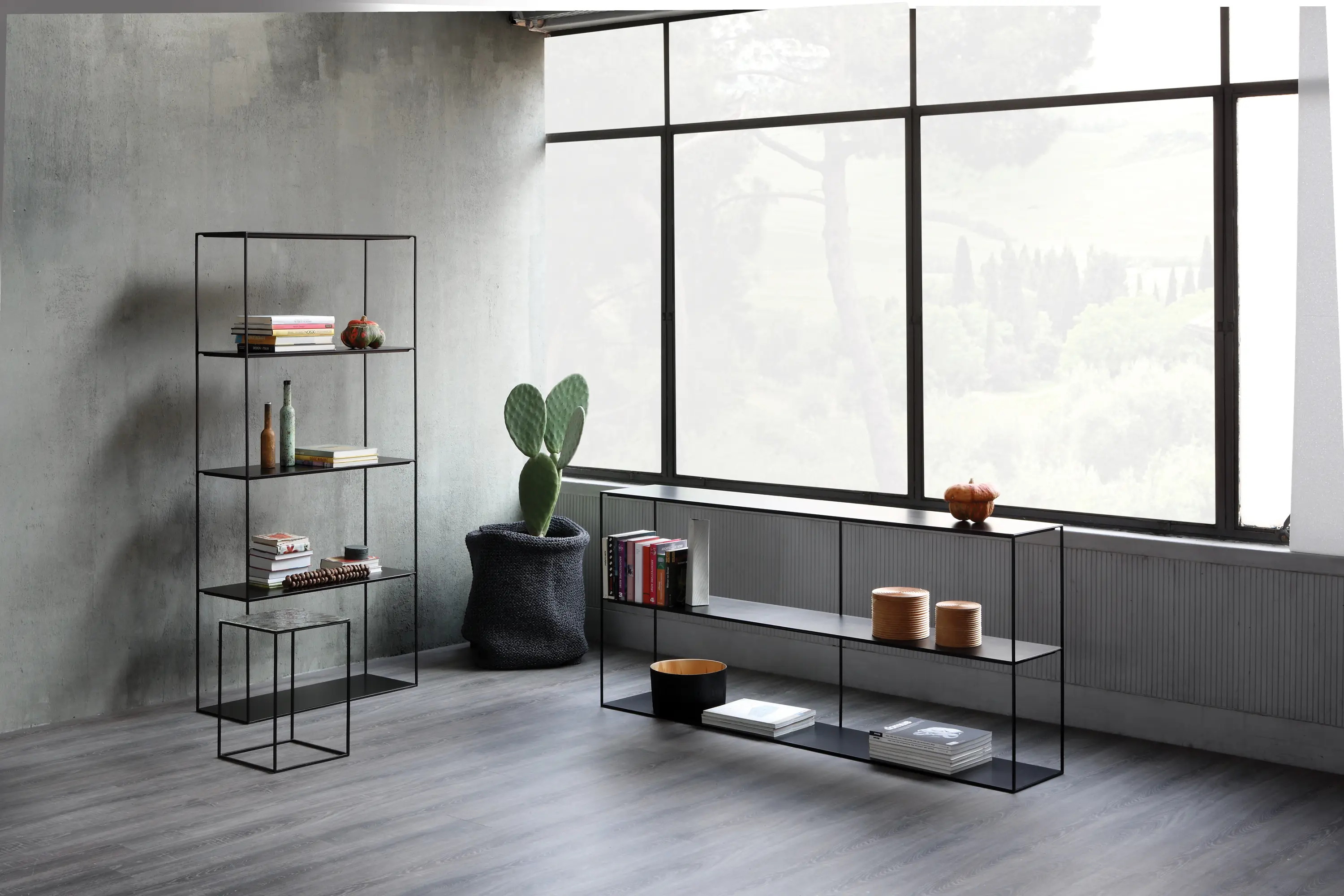 ZEUS - Slim Irony Sideboard