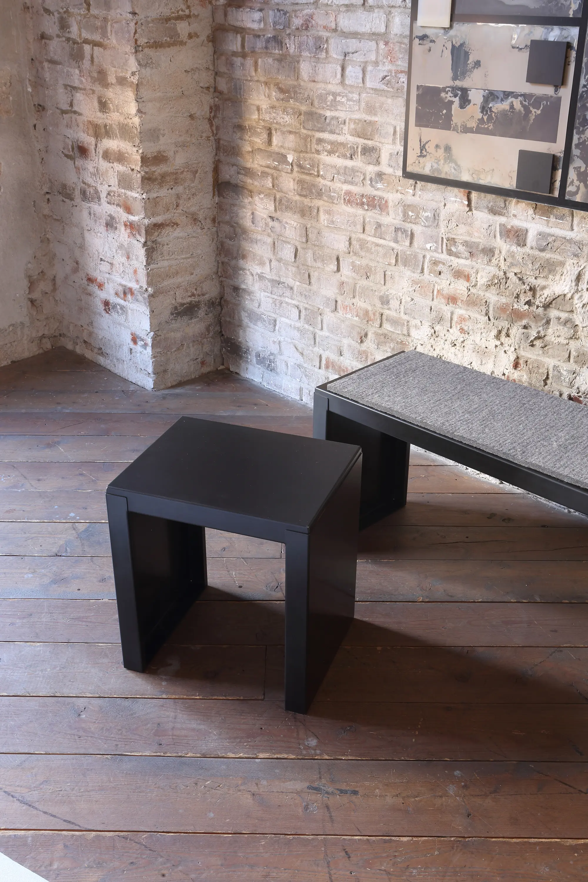 ZEUS - Big Irony Stool