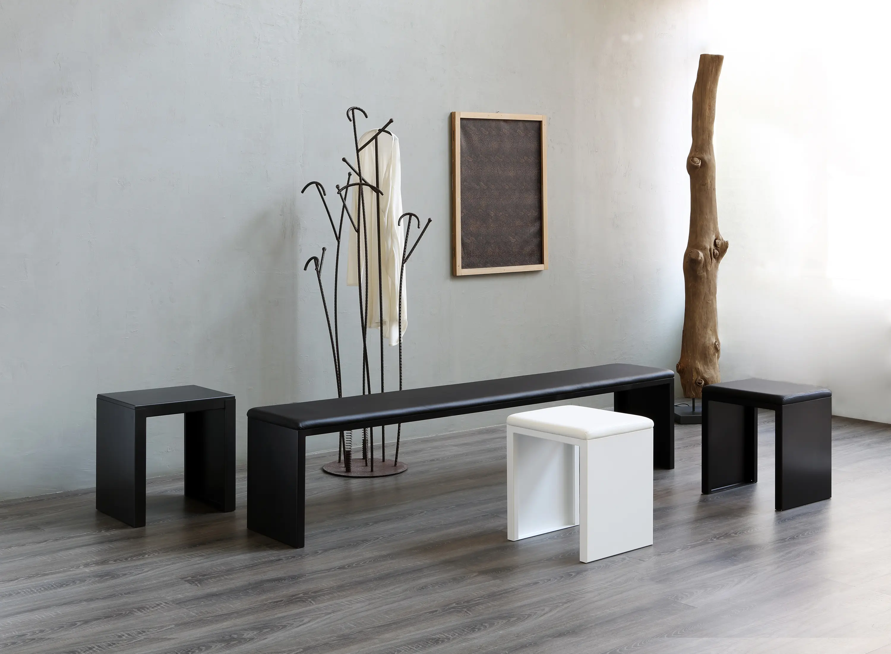 ZEUS - Big Irony Stool