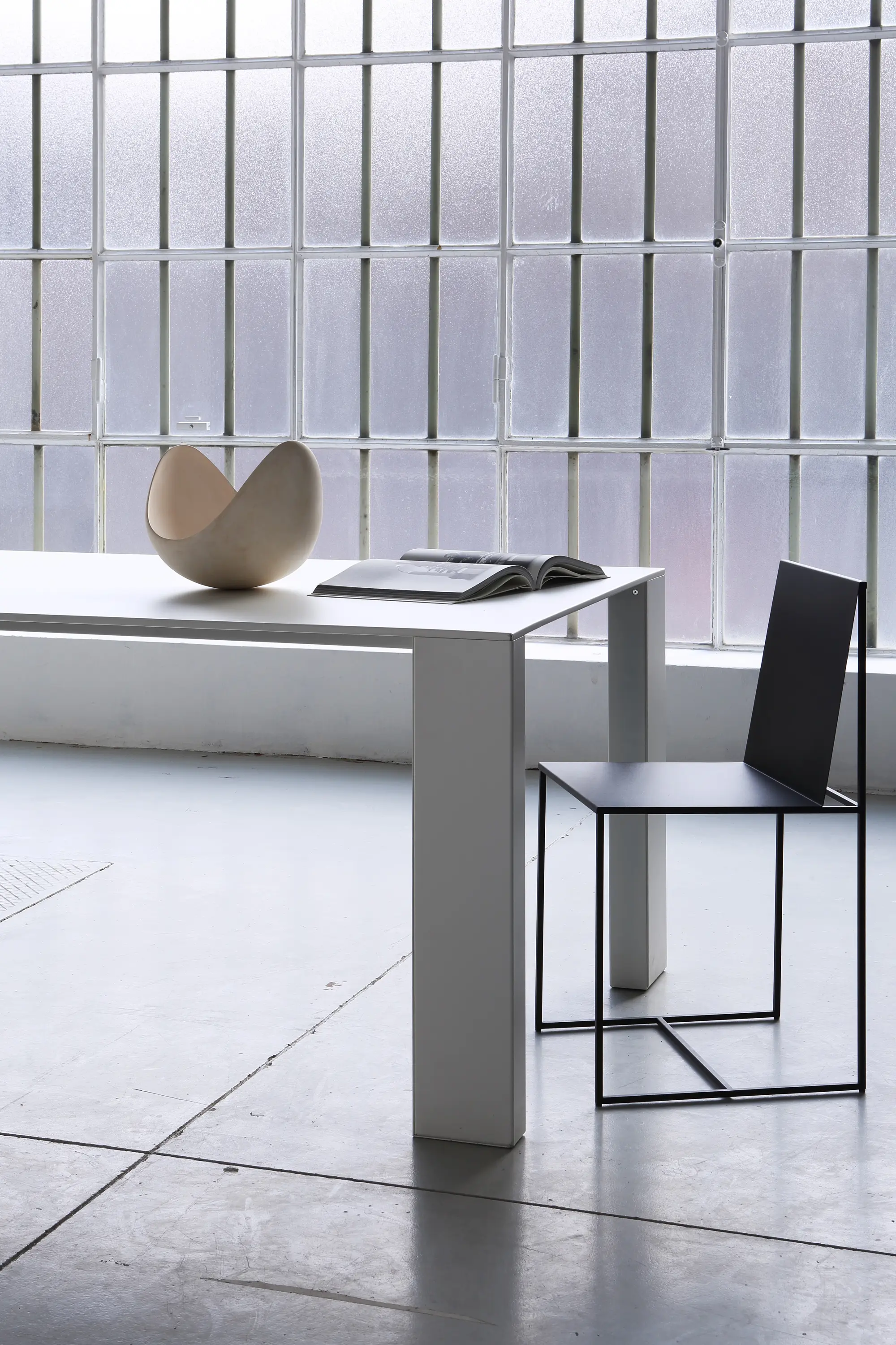ZEUS - Big Gim Table