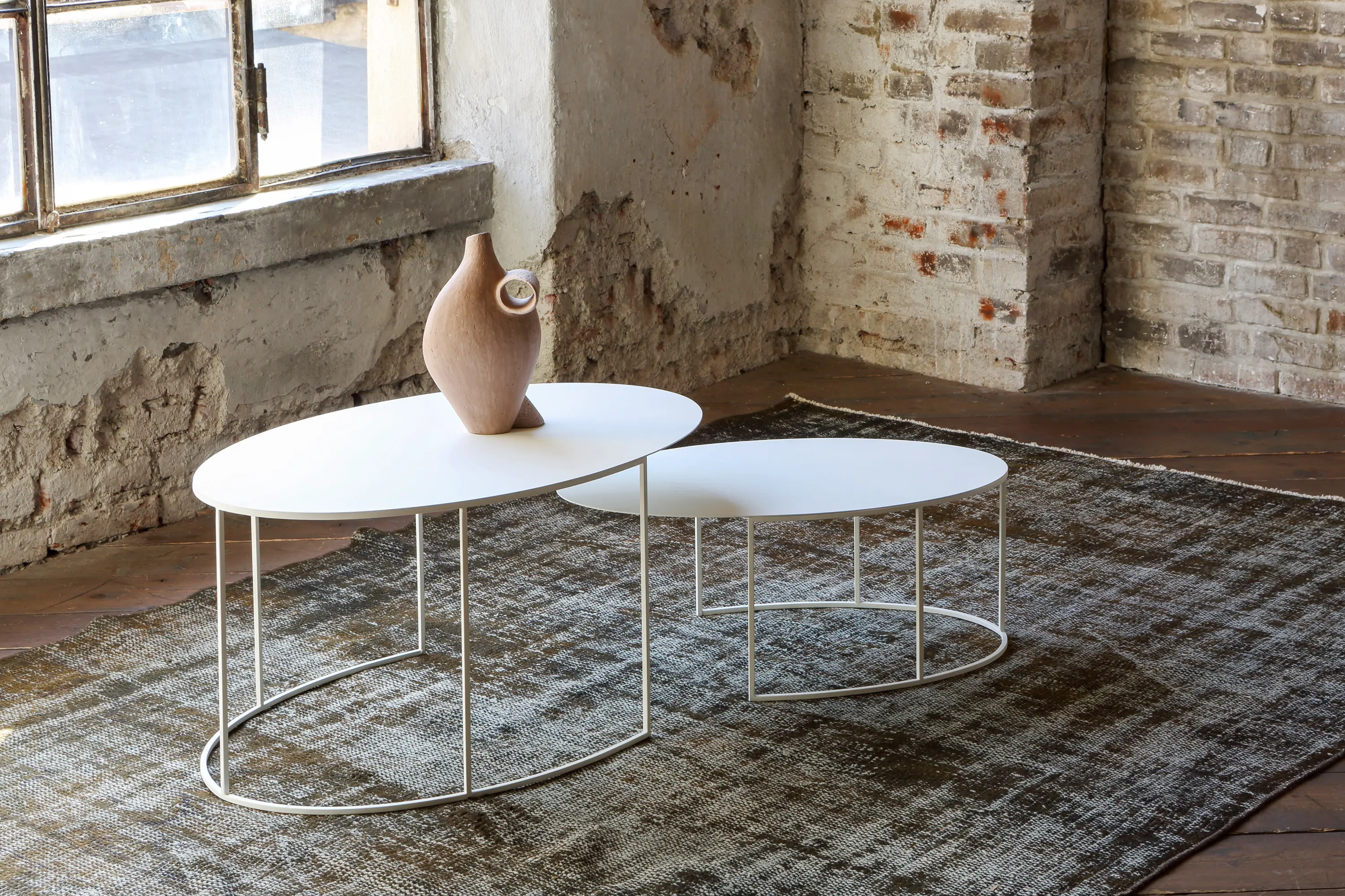 ZEUS - Slim Irony Oval 2021