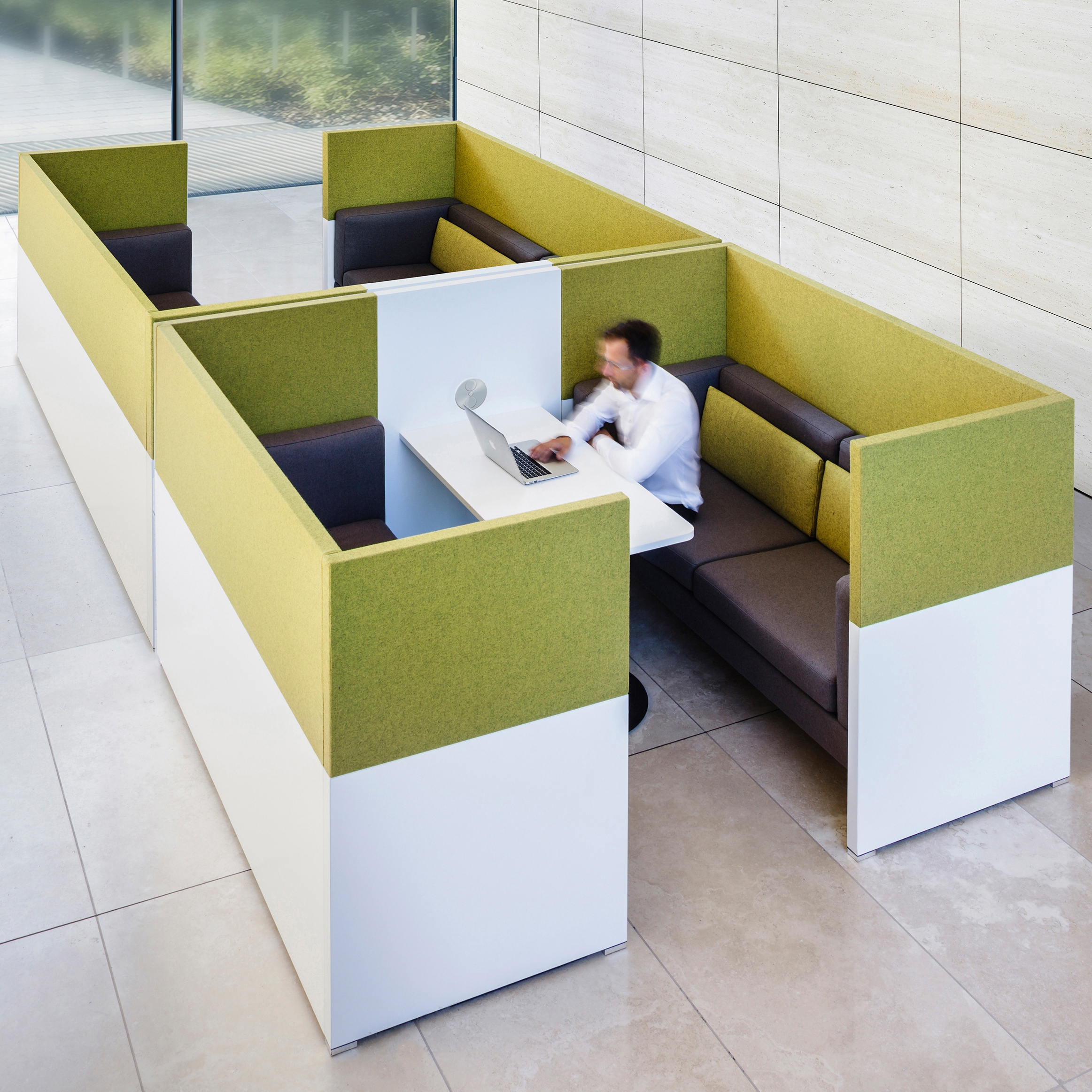 WALL TABLE SYSTEM