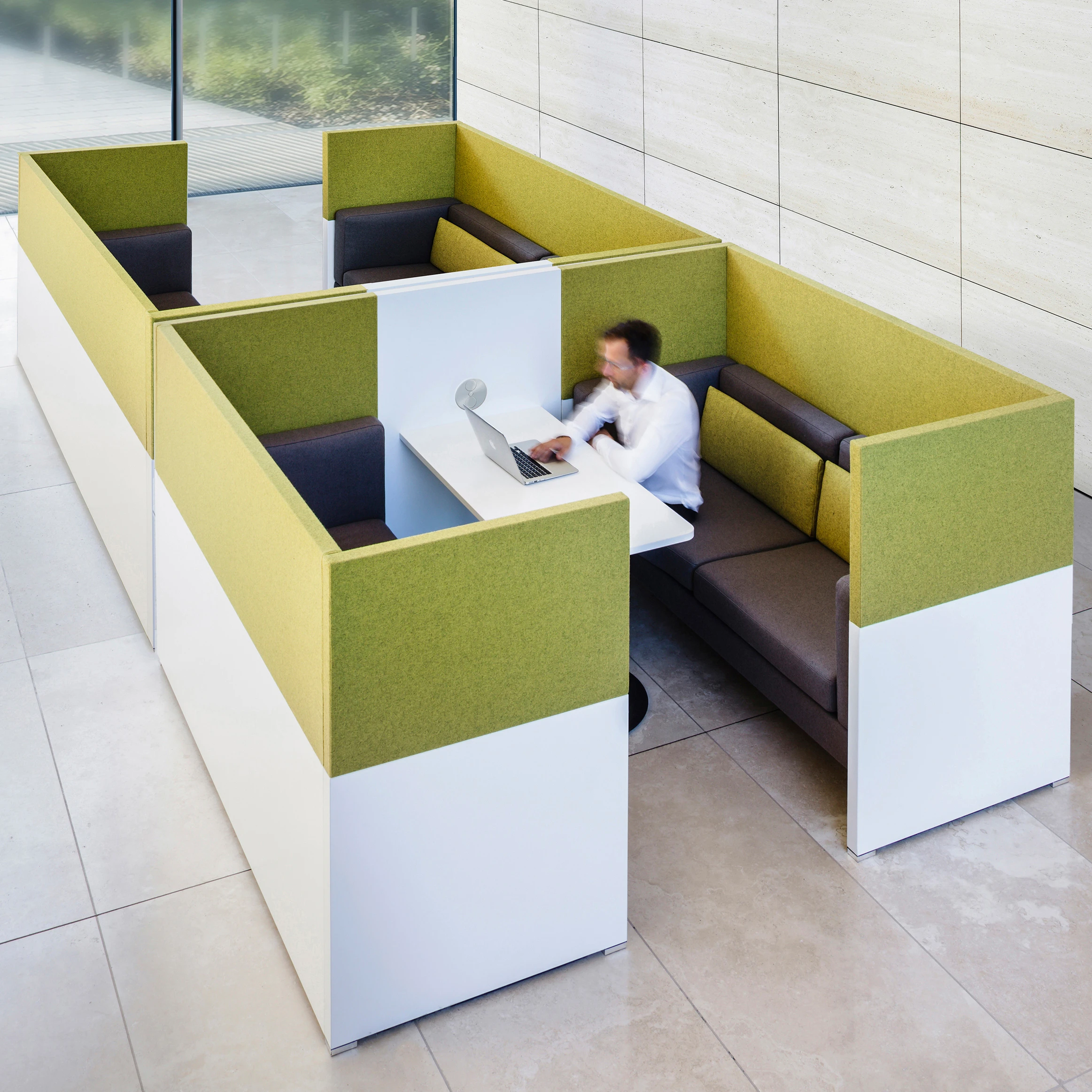 WALL TABLE SYSTEM