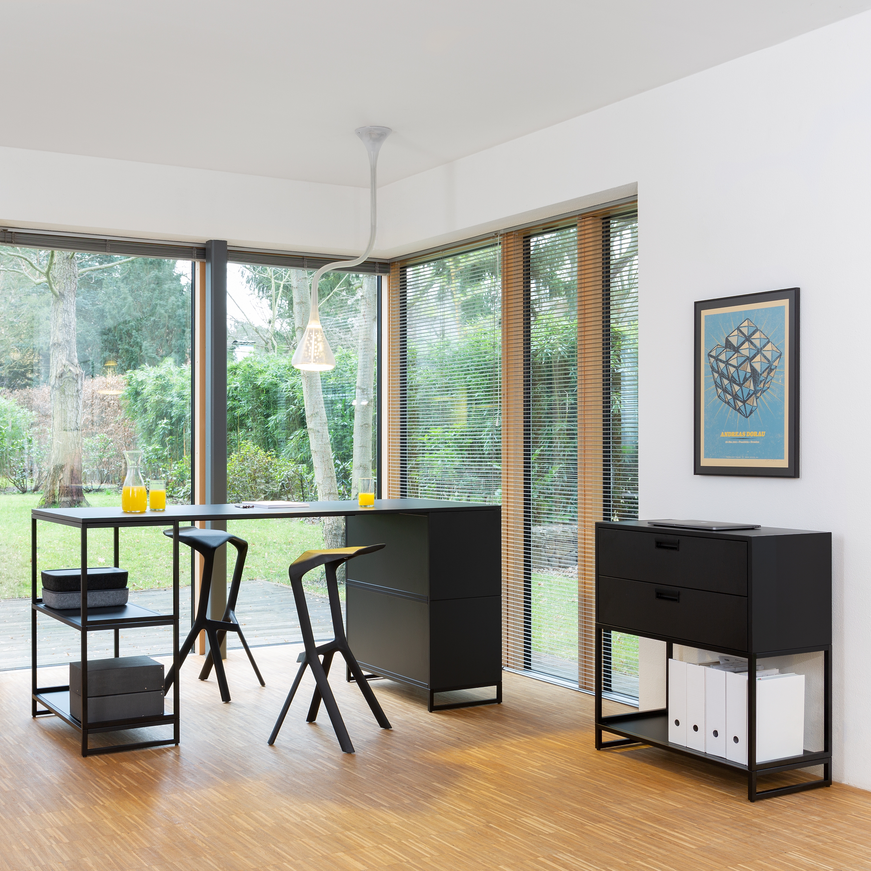 Display product M1-Frame from manufacturer VARIO