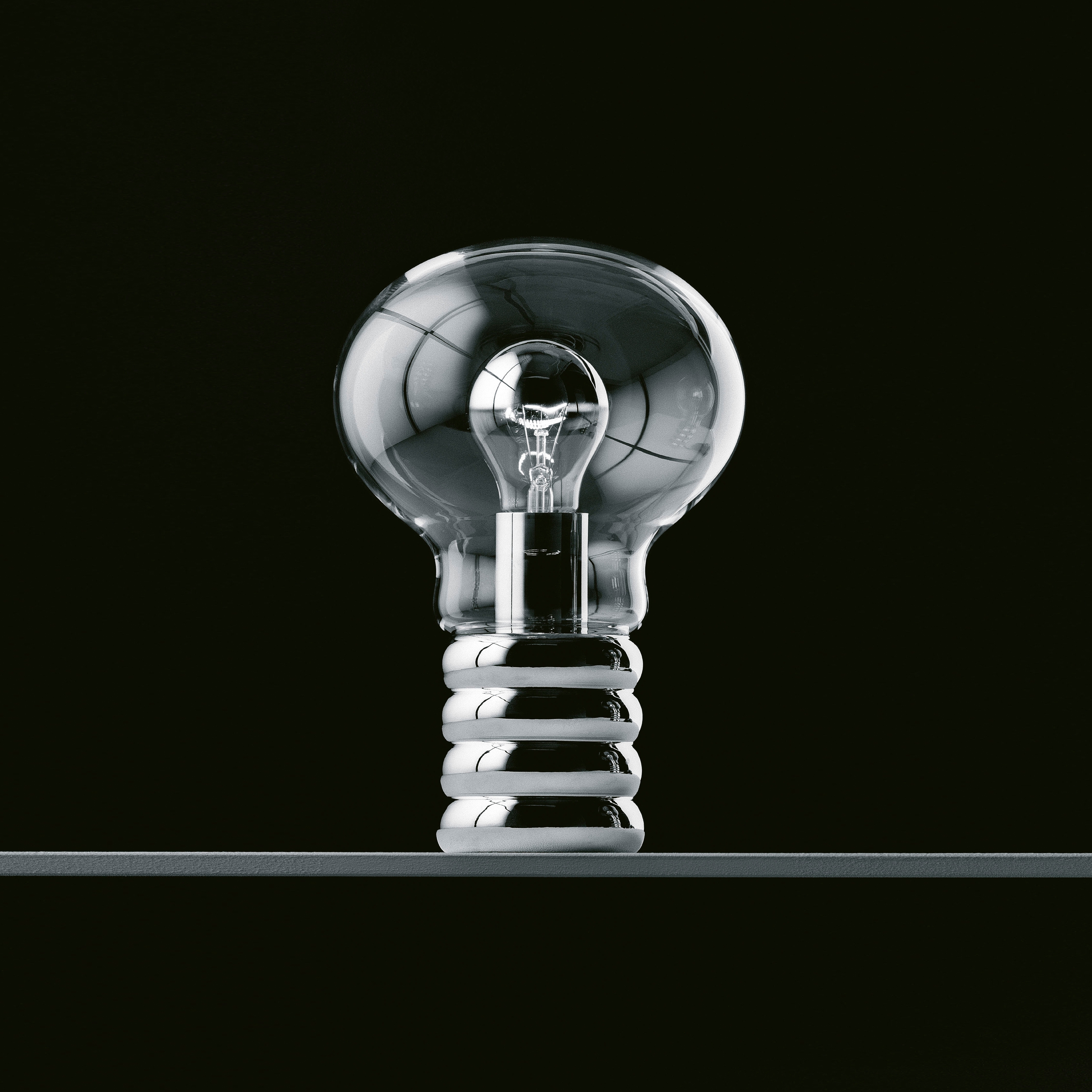 Display product Bulb from manufacturer Ingo Maurer