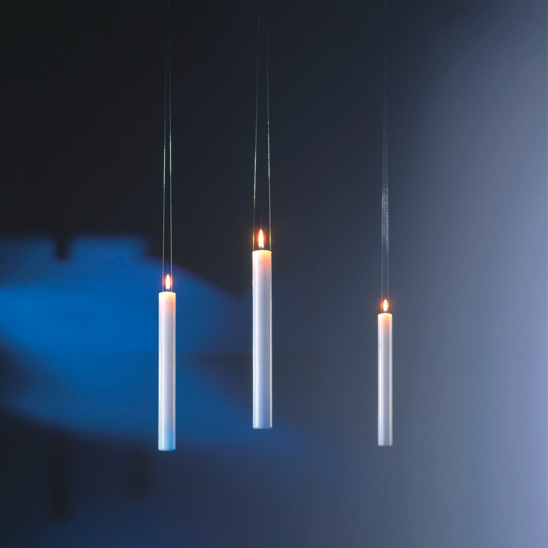 Afficher le produit Fly Candle Fly! du fabricant Ingo Maurer