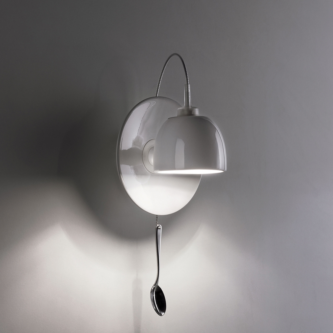 Display product Light au Lait from manufacturer Ingo Maurer