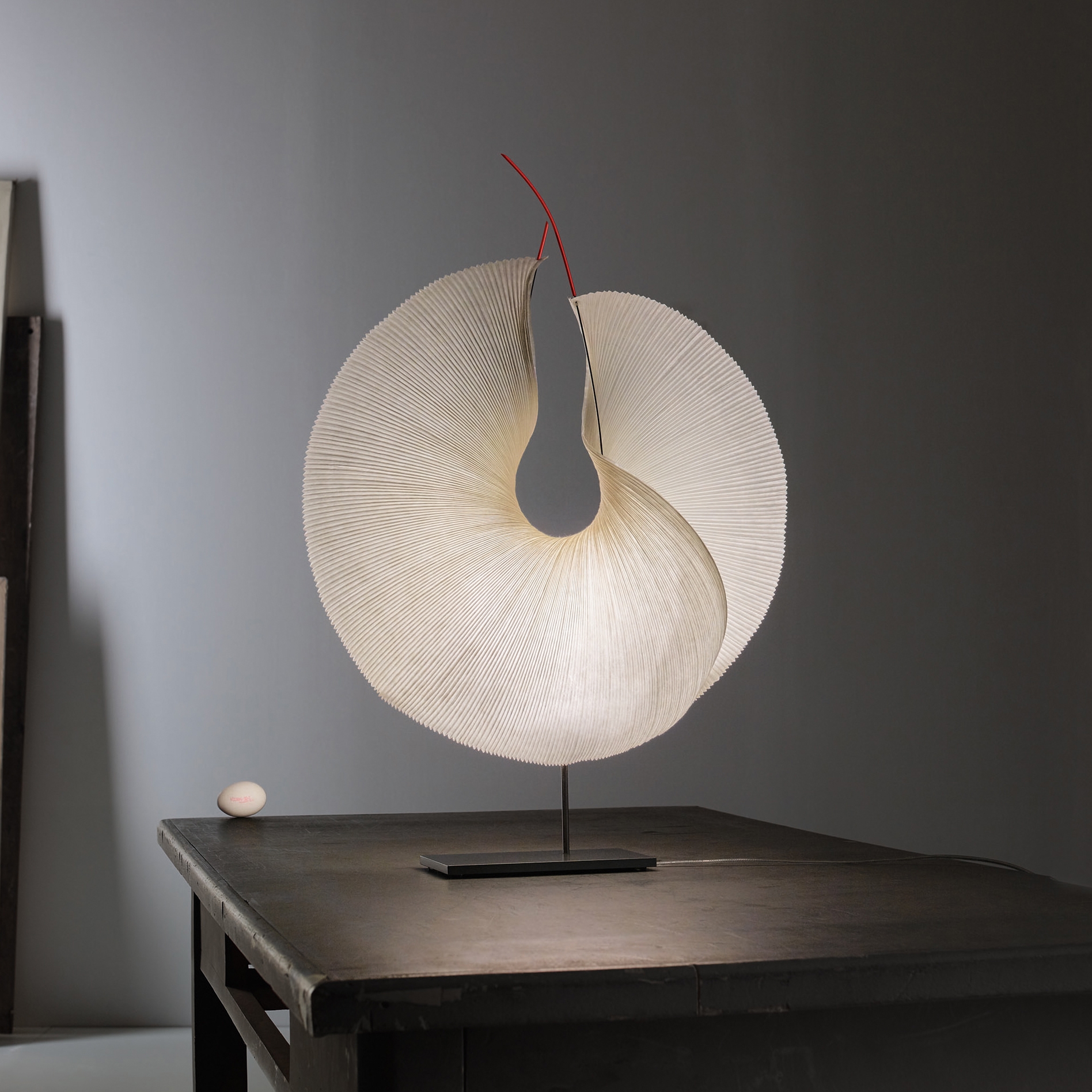 Display product Yoruba Rose from manufacturer Ingo Maurer