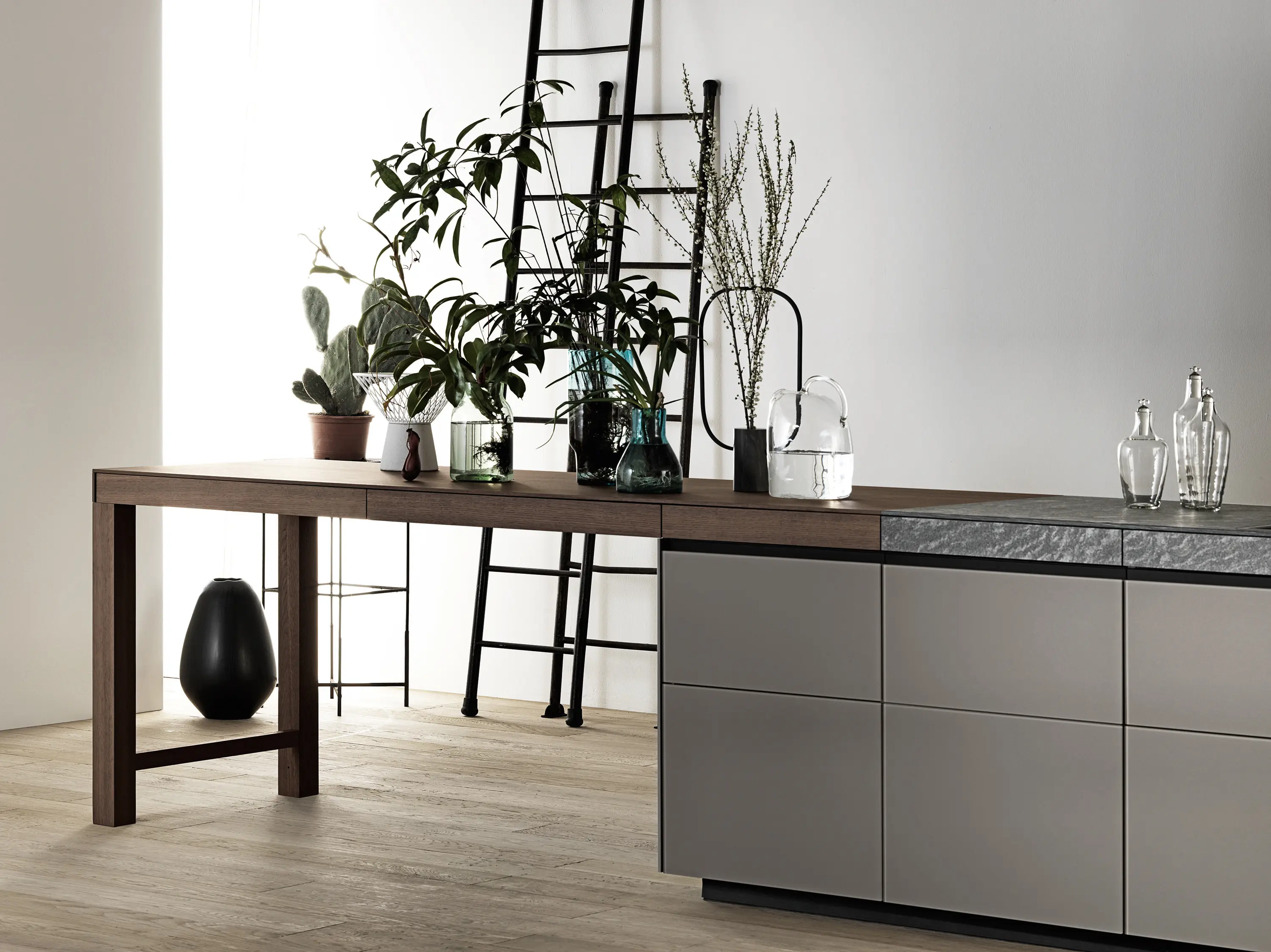Valcucine - Genius Loci | Vitrum Matte Mochaccino with Cardoso Drawer