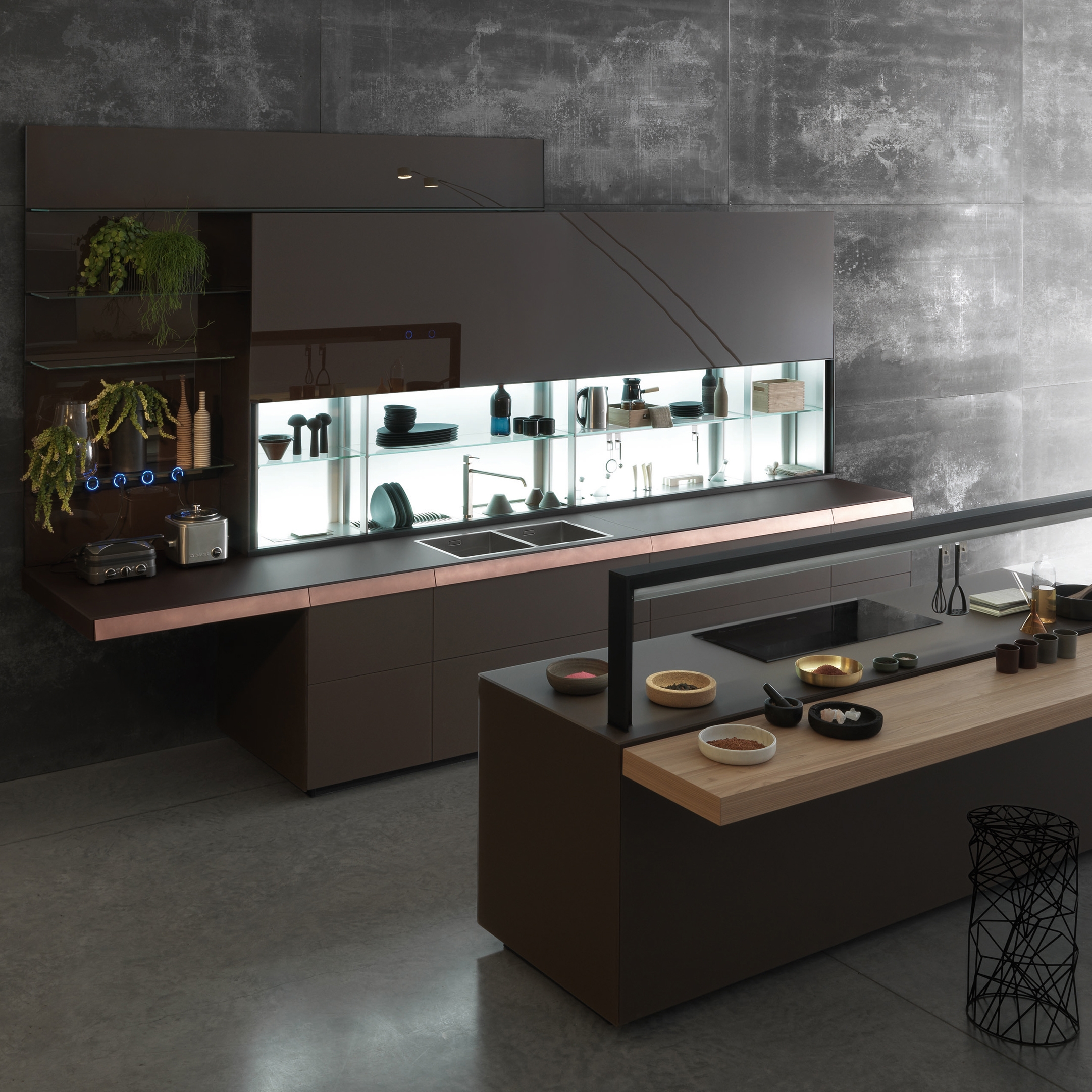 Mostra il prodotto Genius Loci | Vitrum Matte Mochaccino with Copper Drawer del produttore Valcucine