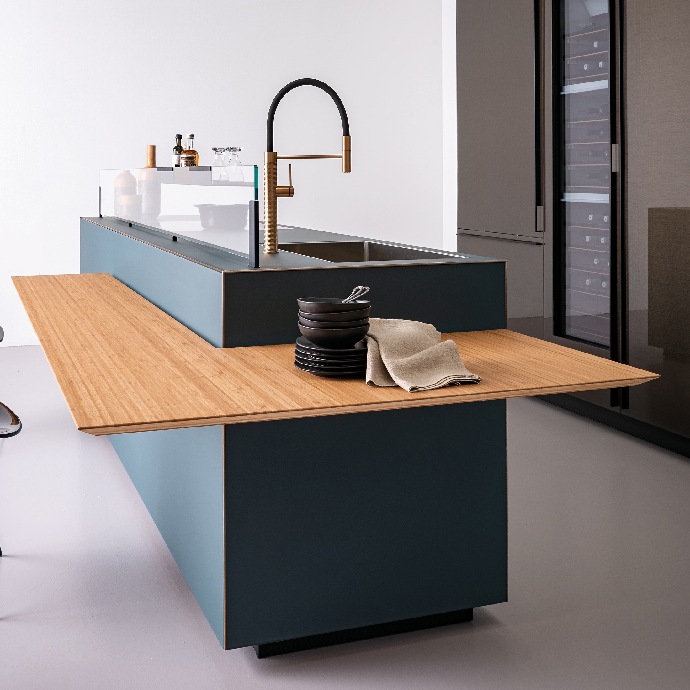 Mostra il prodotto Insula Breakfast del produttore Valcucine