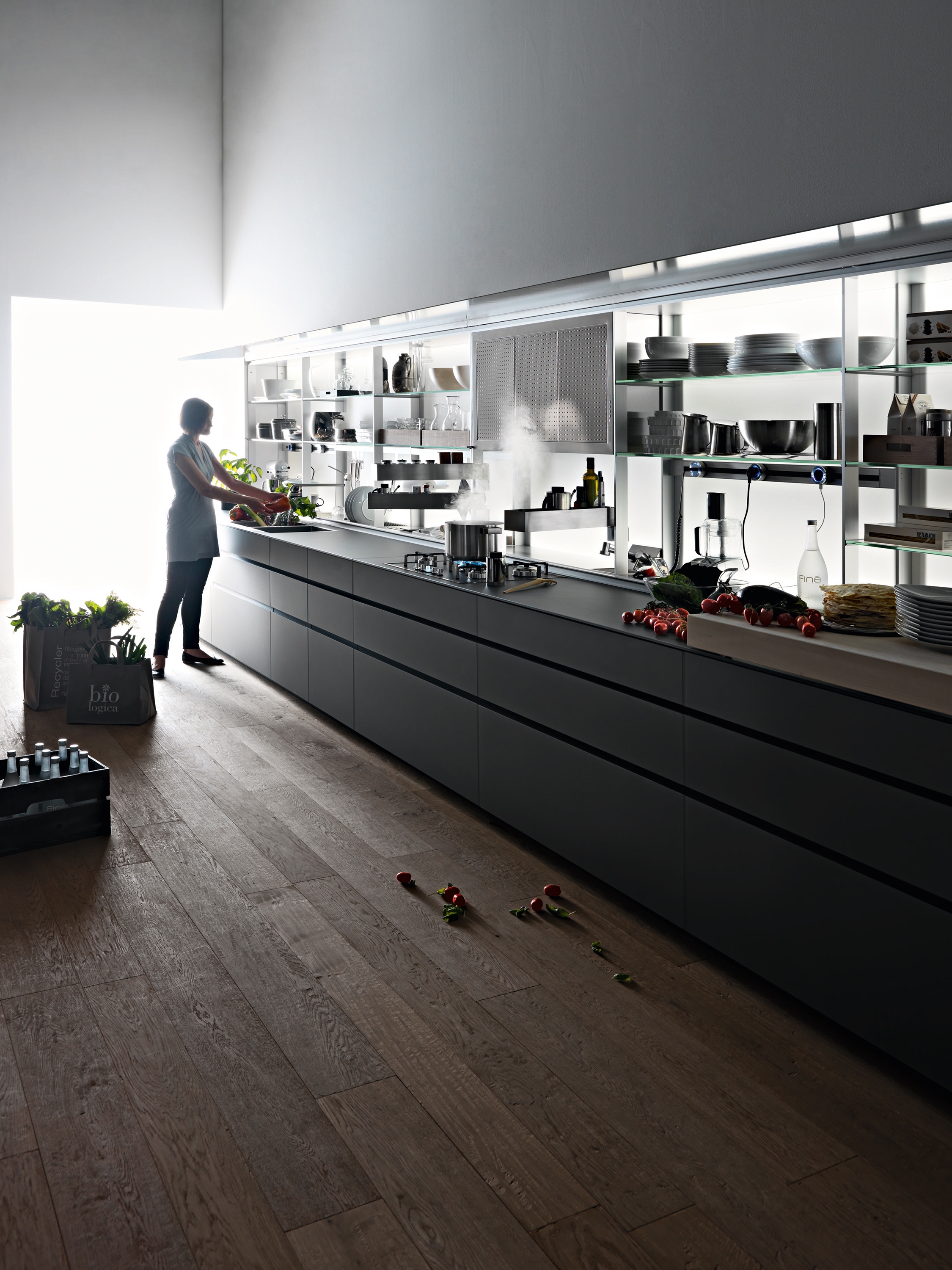 Display product New Logica from manufacturer Valcucine