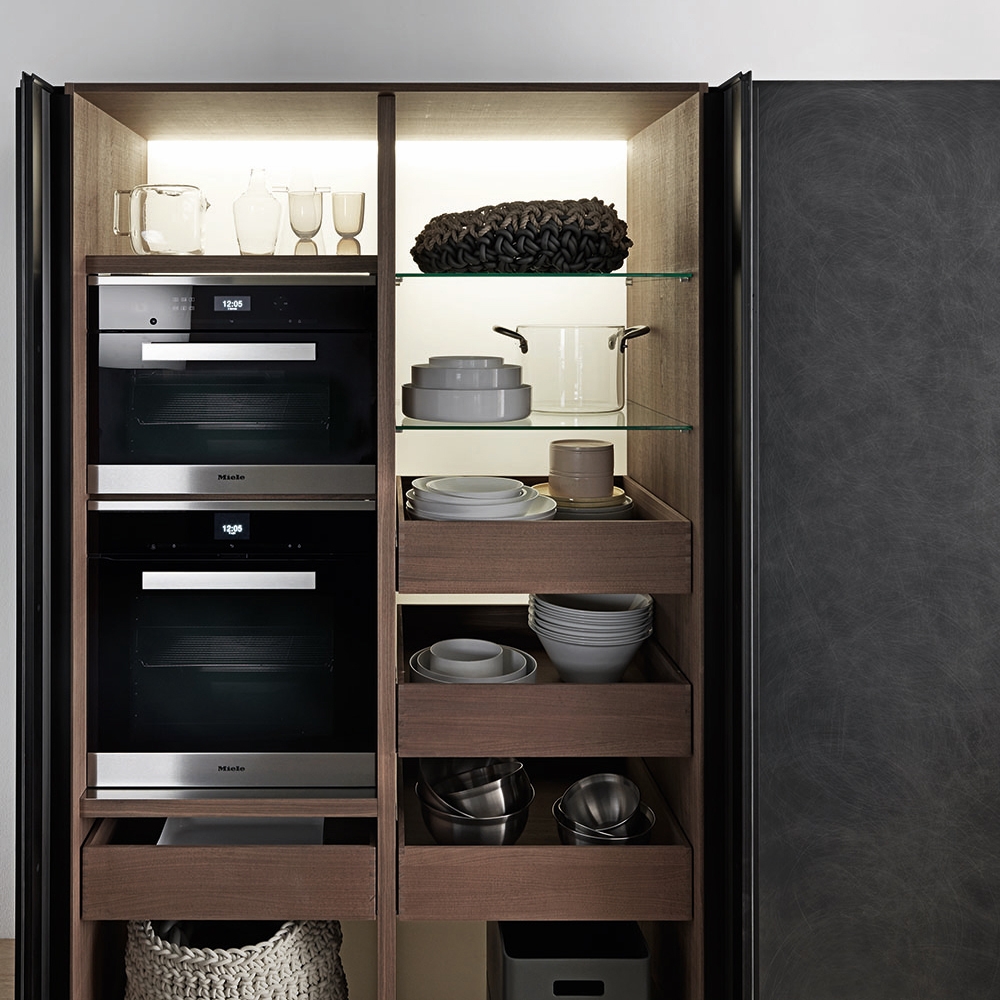 Display product Tower Units with Receding Doors from manufacturer Valcucine