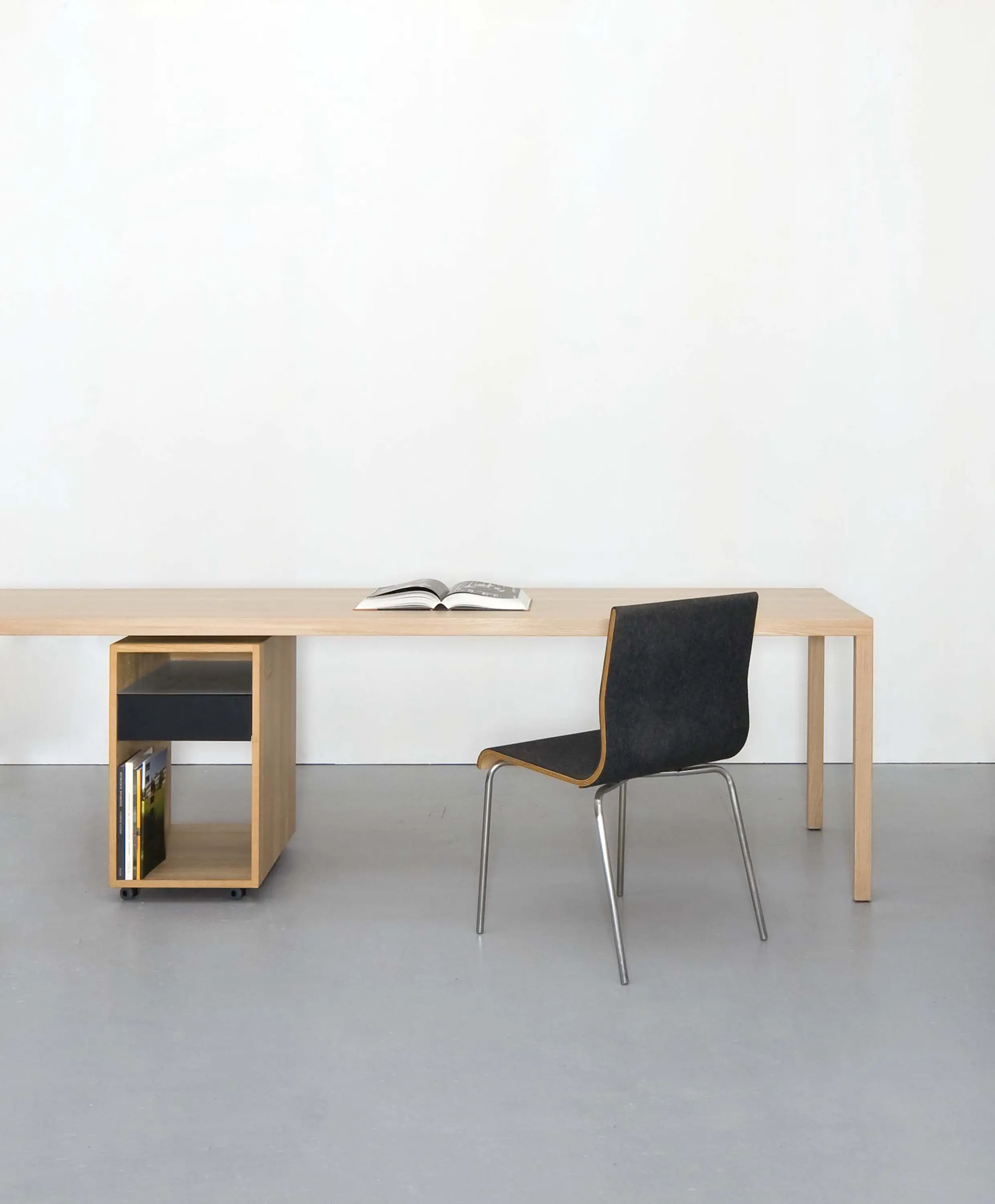 Sanktjohanser - DEPOT X container / sidetable