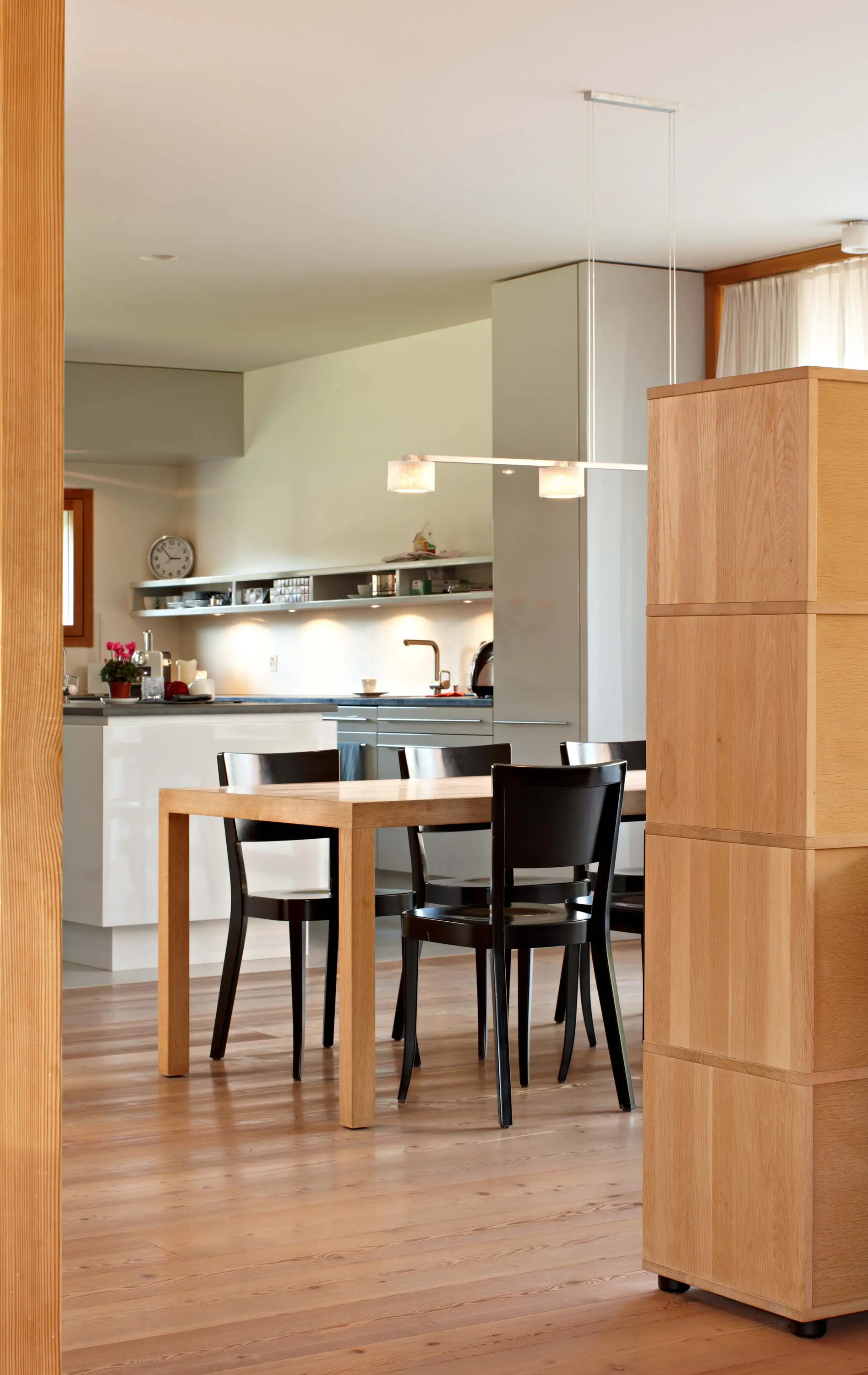 Sanktjohanser - DINAVIER tisch