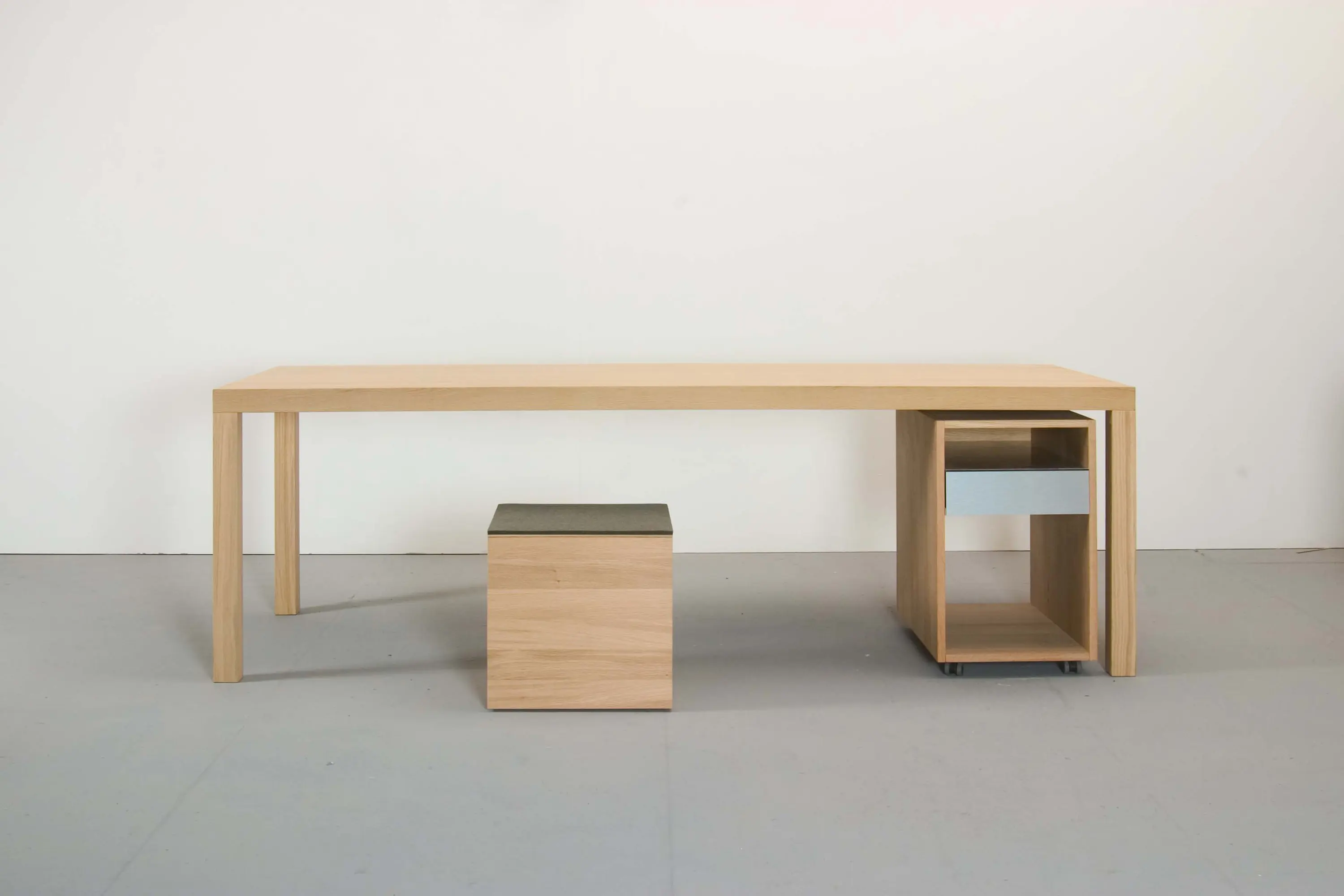 Sanktjohanser - DINAVIER tisch