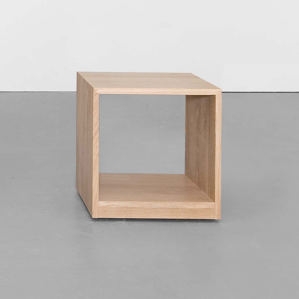 Afficher le produit RELIKT sidetable / stool du fabricant Sanktjohanser